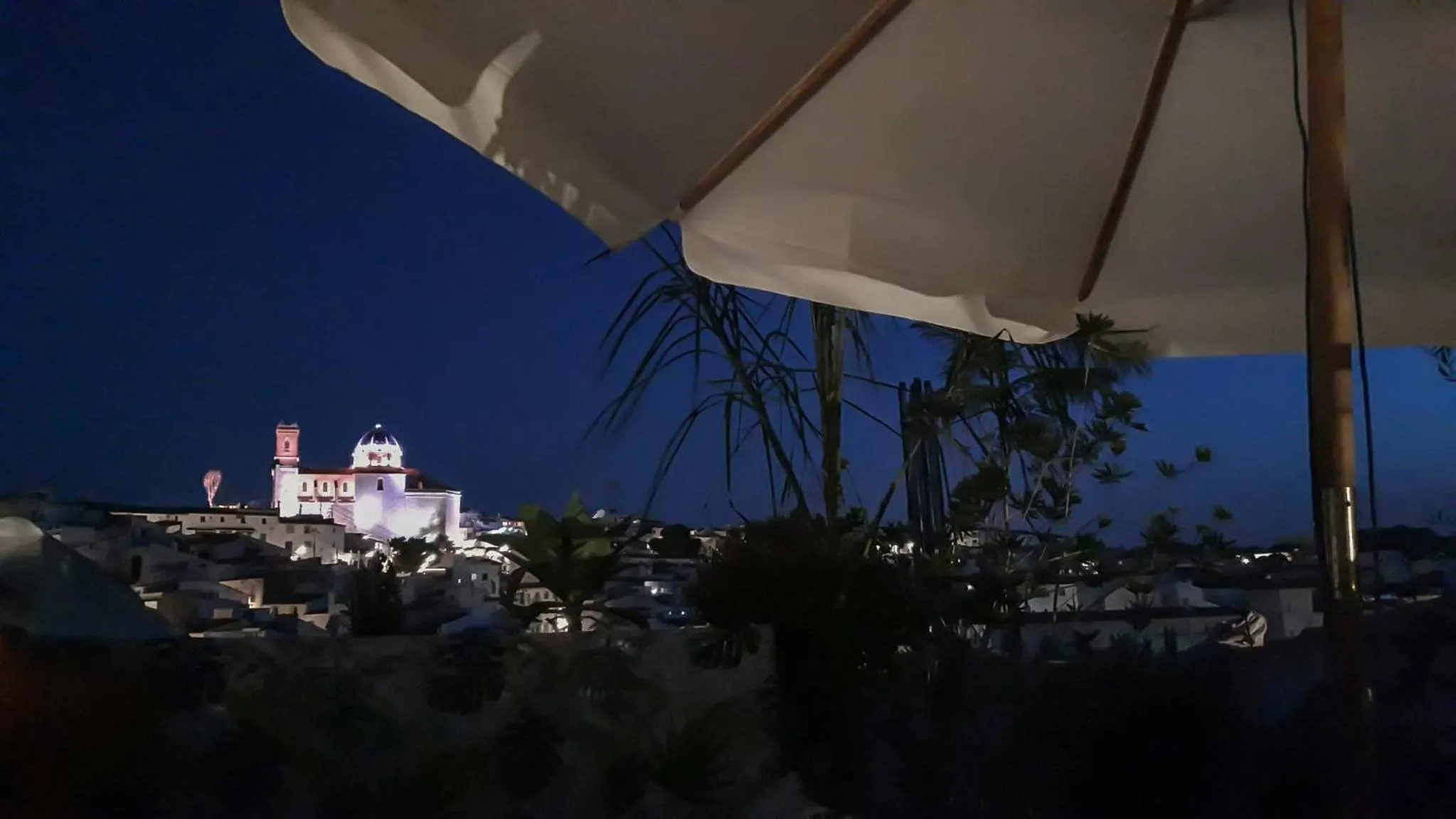 Night in Guest House Bellaguarda