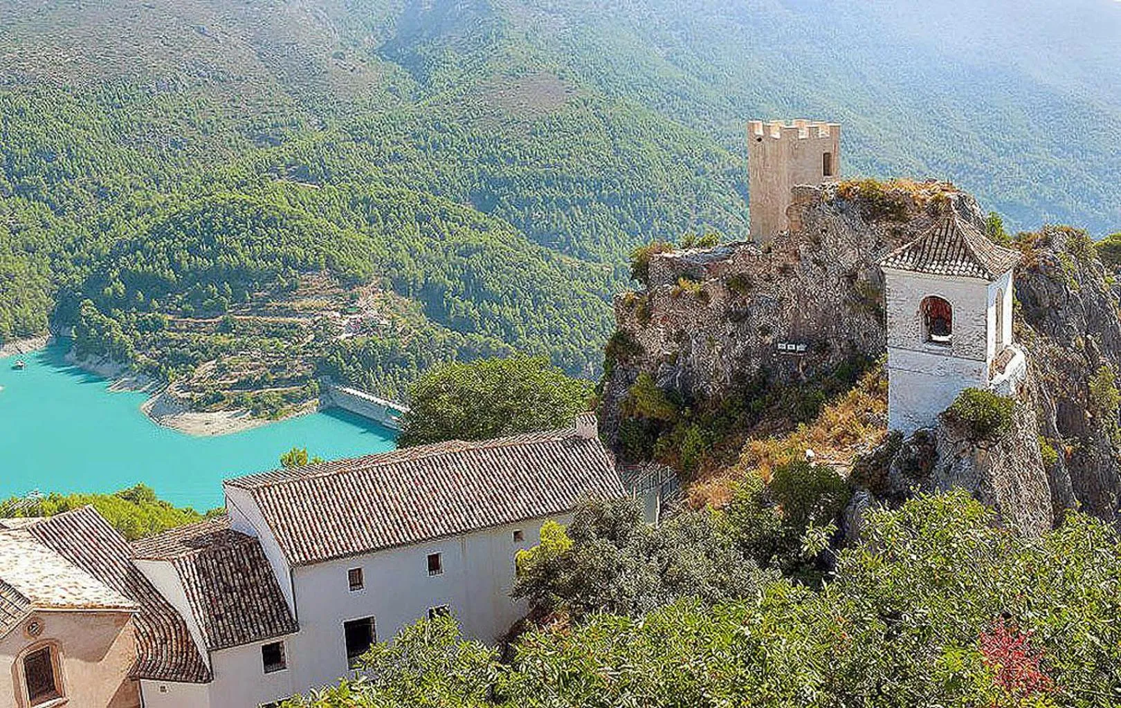Nearby landmark in Guest House Bellaguarda