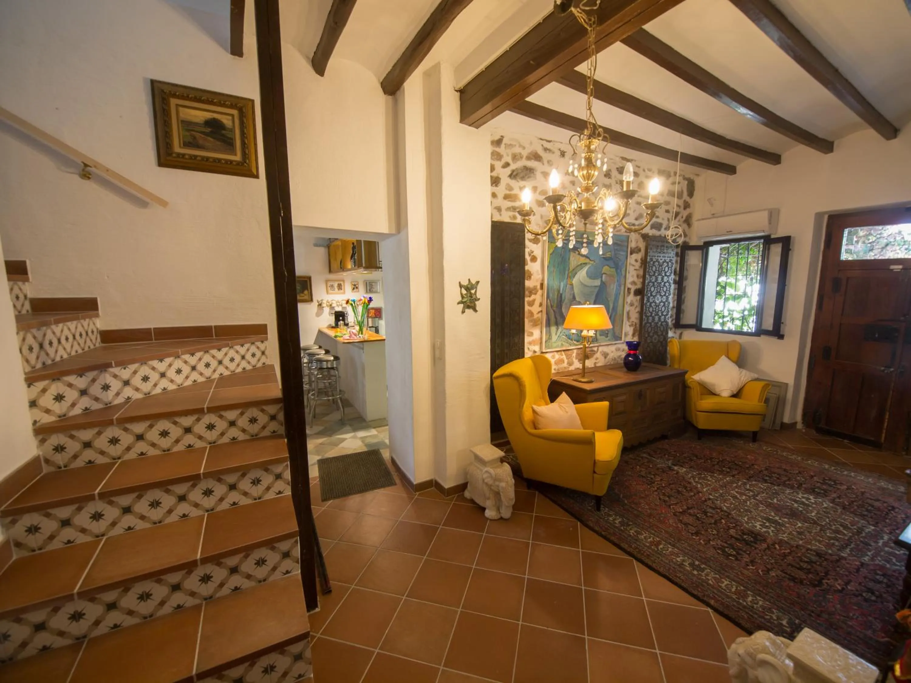 Communal lounge/ TV room in Guest House Bellaguarda