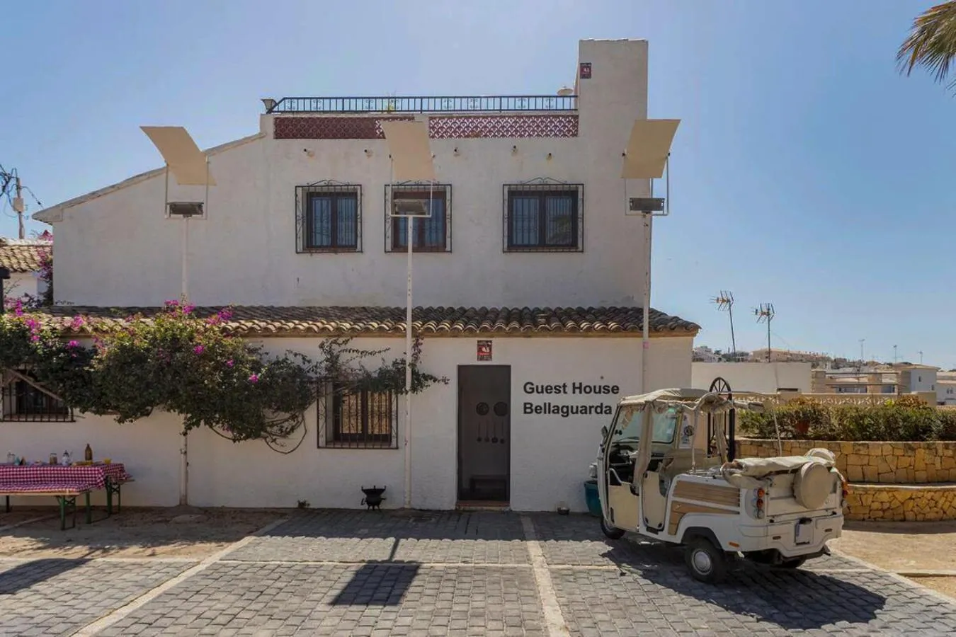 Property building in Guest House Bellaguarda