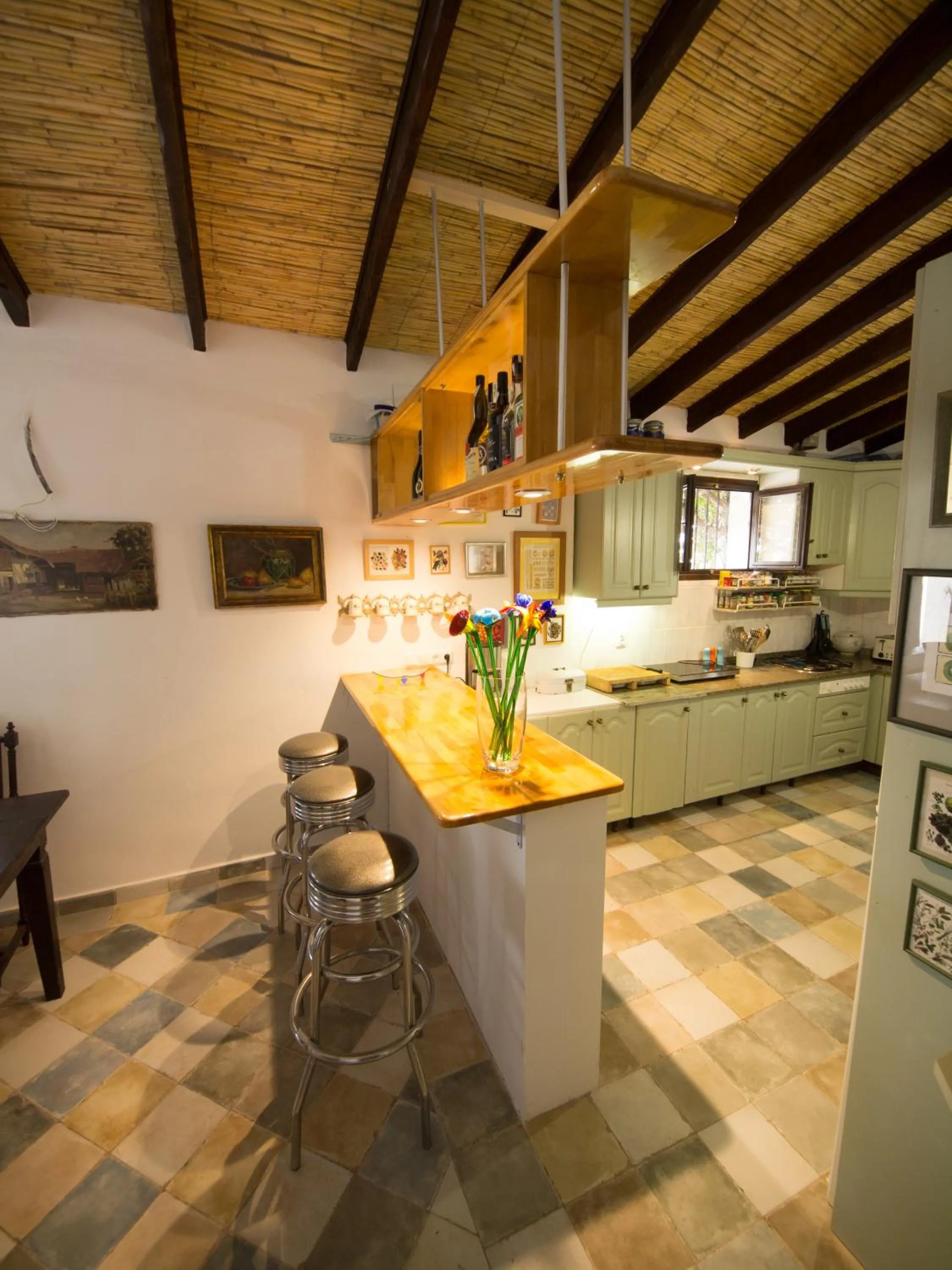 Kitchen or kitchenette in Guest House Bellaguarda