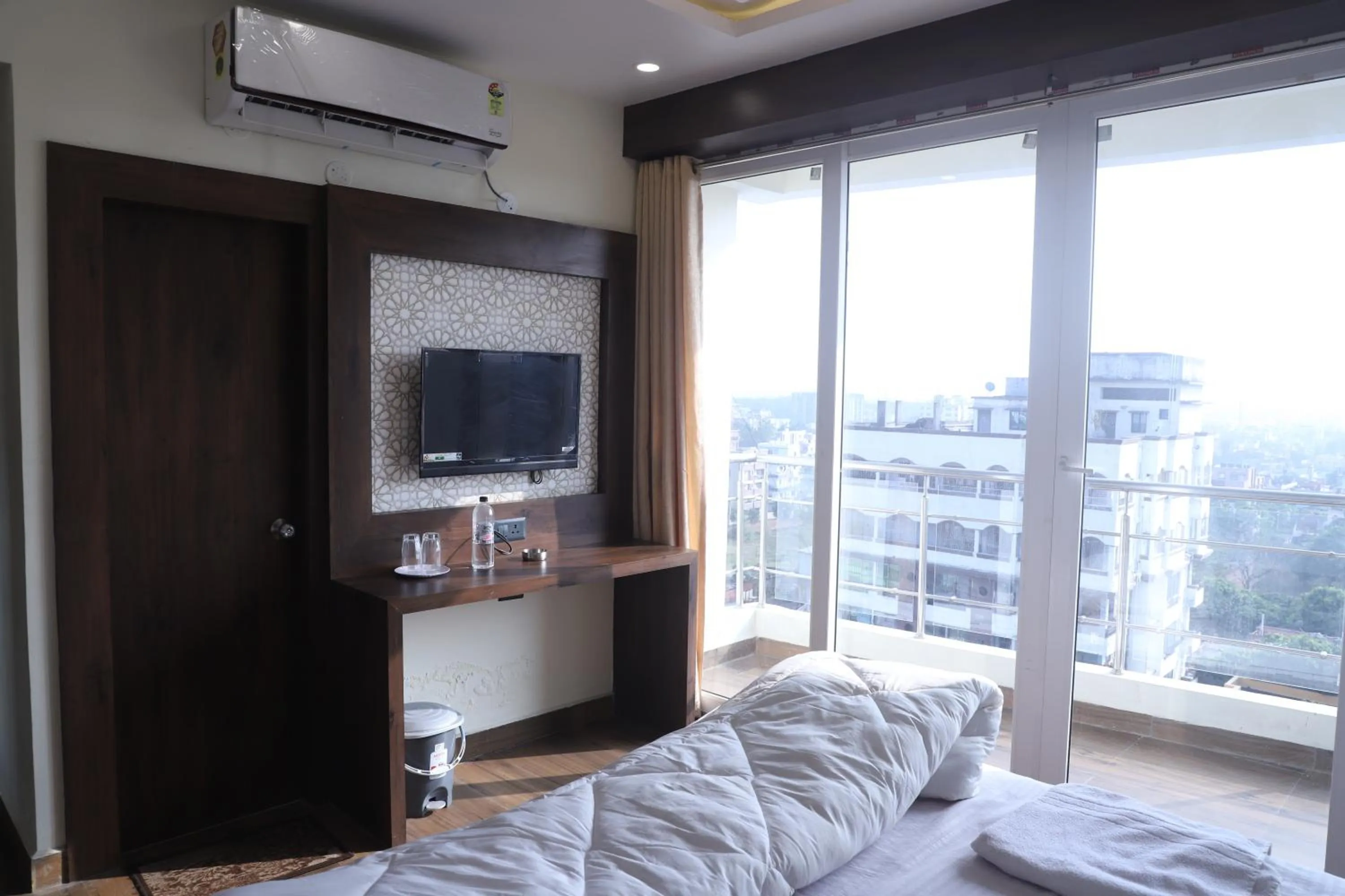 Balcony/Terrace in Hotel Sohrai Inn