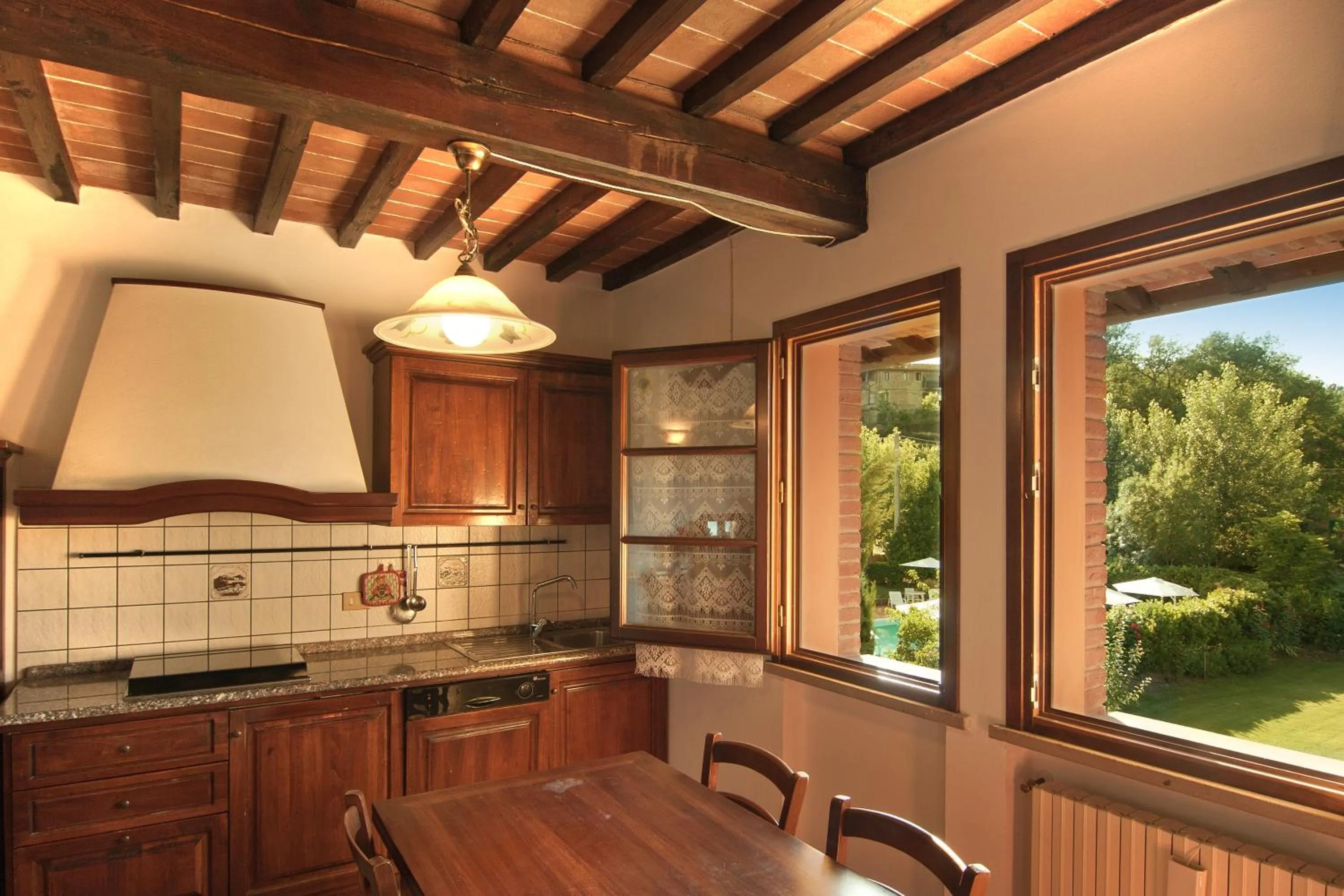 Kitchen or kitchenette in Casa Vacanze Santa Maria