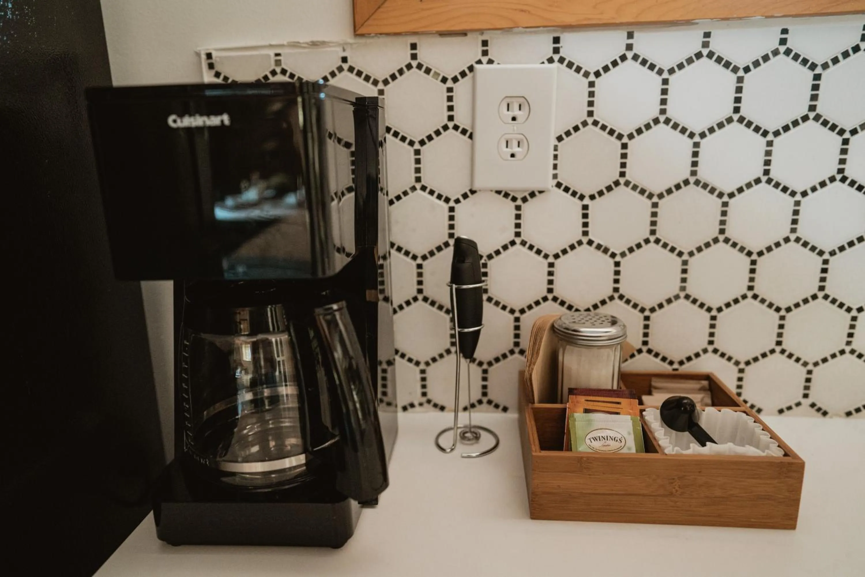 Coffee/tea facilities in Romantic Forest Lovers Nest by Casa Oso