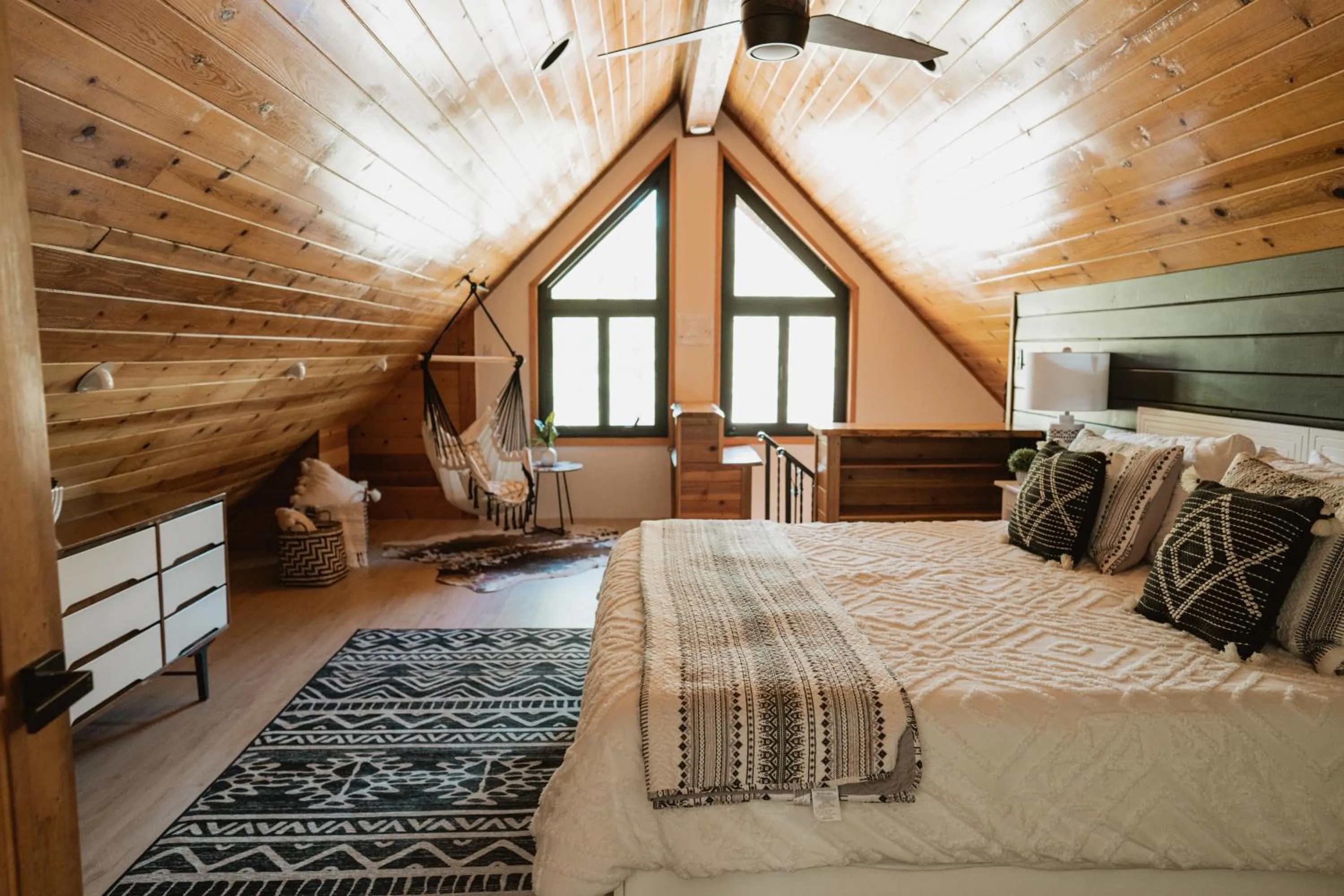 Bed in Romantic Forest Lovers Nest by Casa Oso