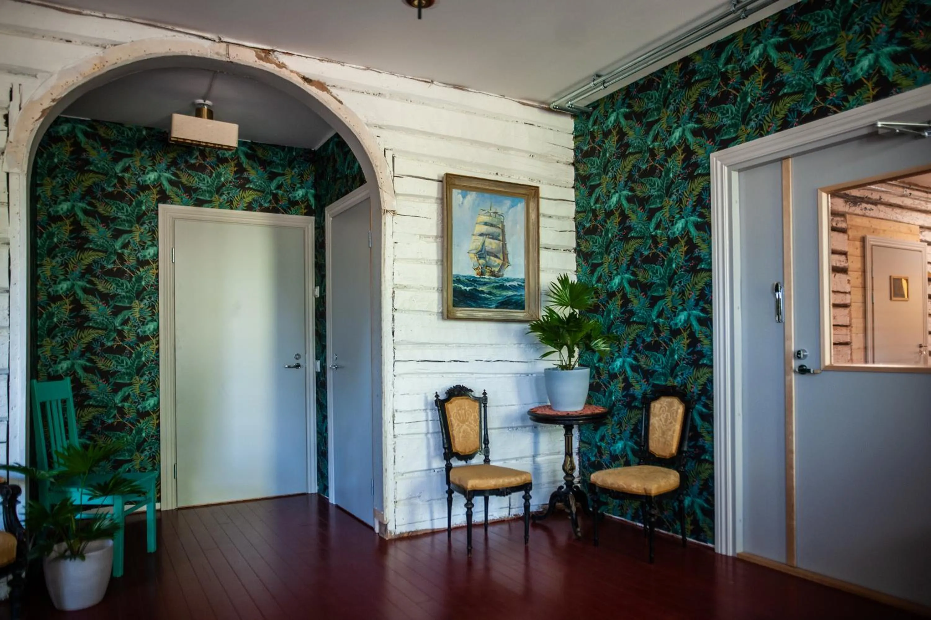Lobby or reception in Matkustajakoti Ykspihlaja