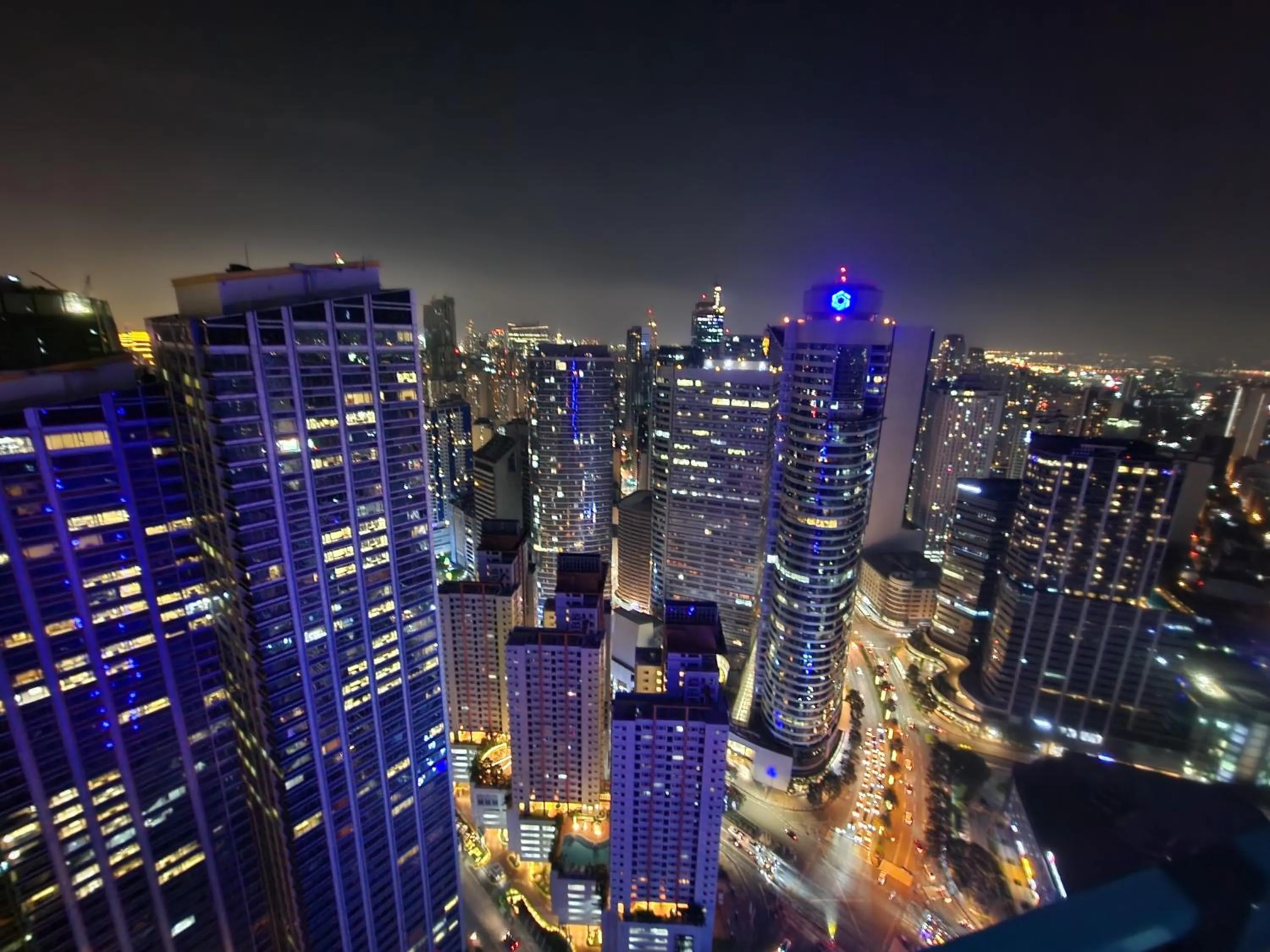 Property building in Heart of Makati, Fully furnished condo, cbd central location