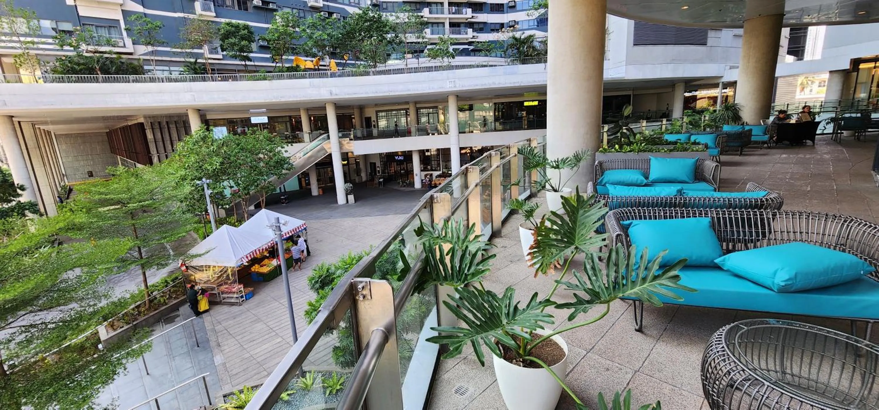 Property building in Heart of Makati, Fully furnished condo, cbd central location