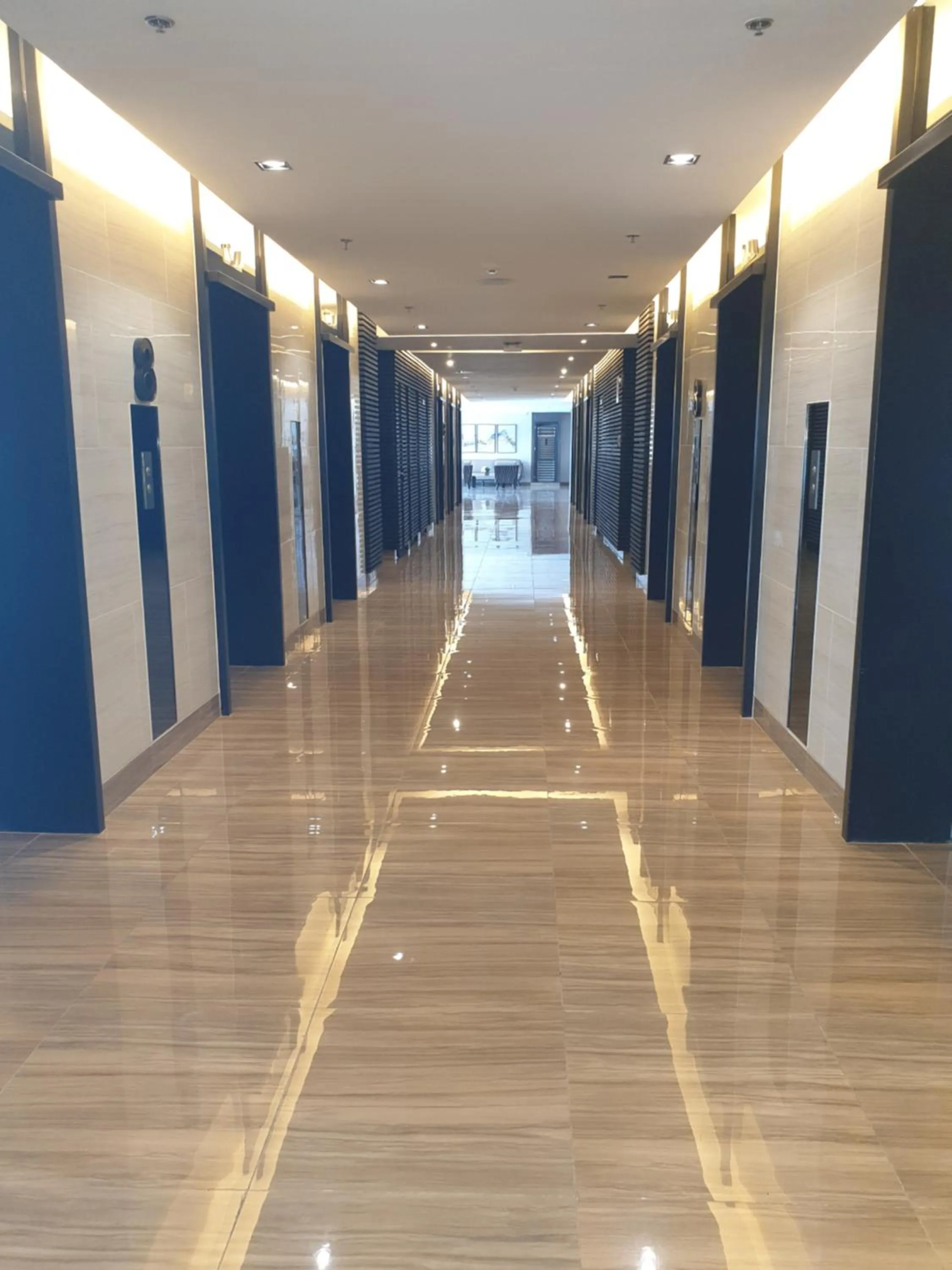 elevator in Heart of Makati, Fully furnished condo, cbd central location