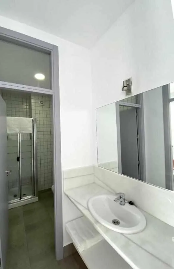 Shower in Apartamentos Casa Macías