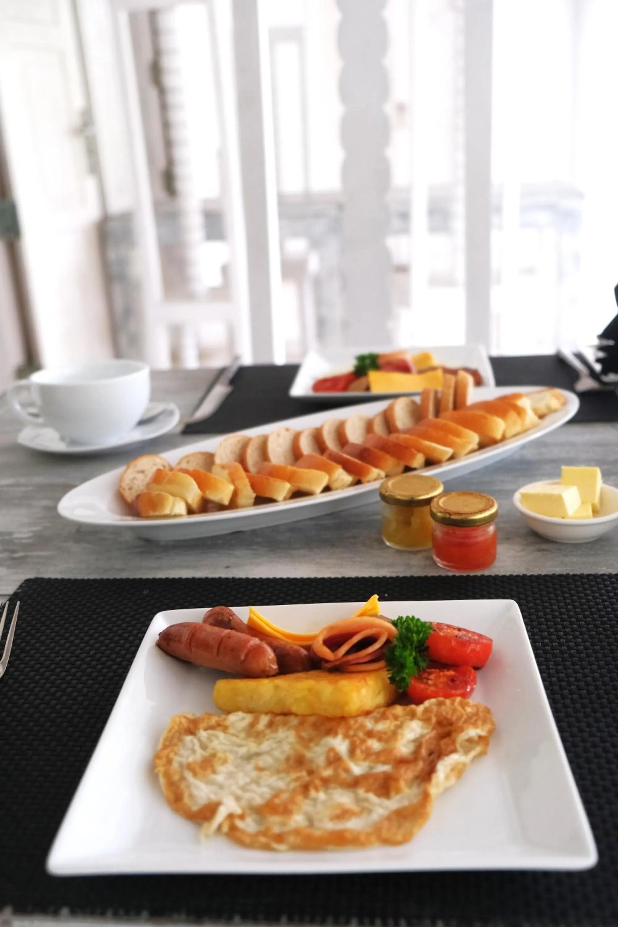 Breakfast in W15 Escape