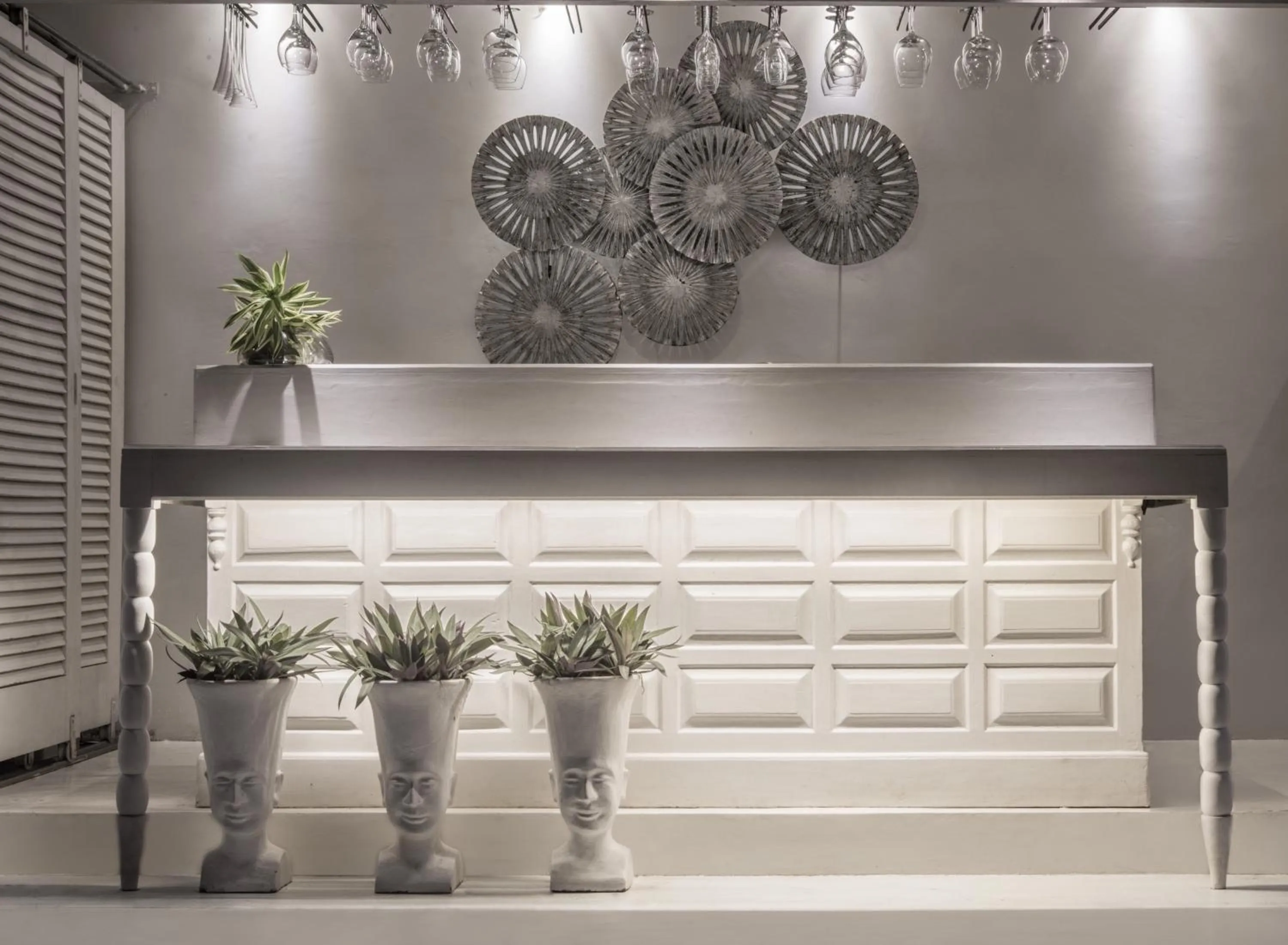 Lounge or bar in W15 Escape