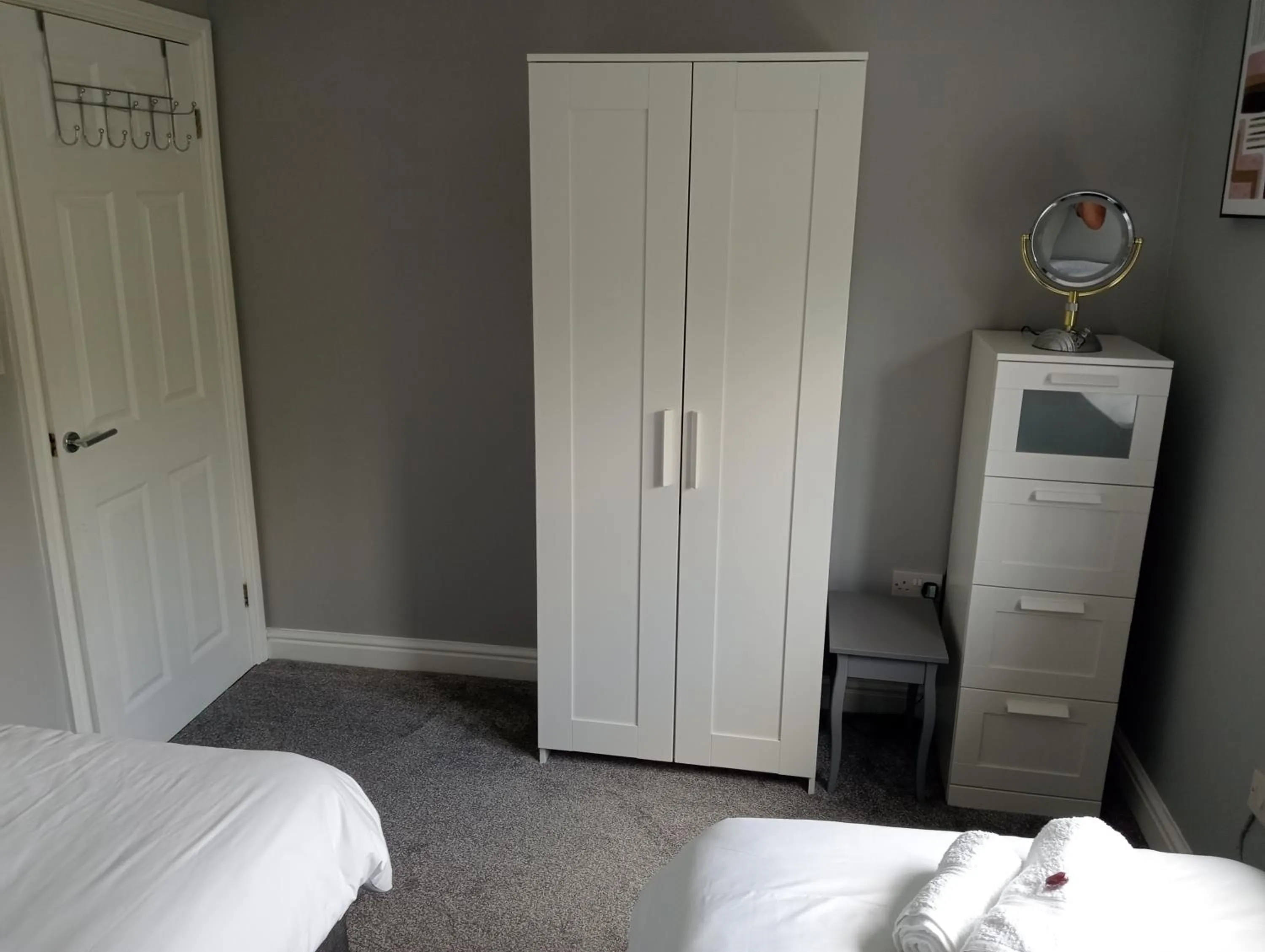 Bed in Green Street Retreat
