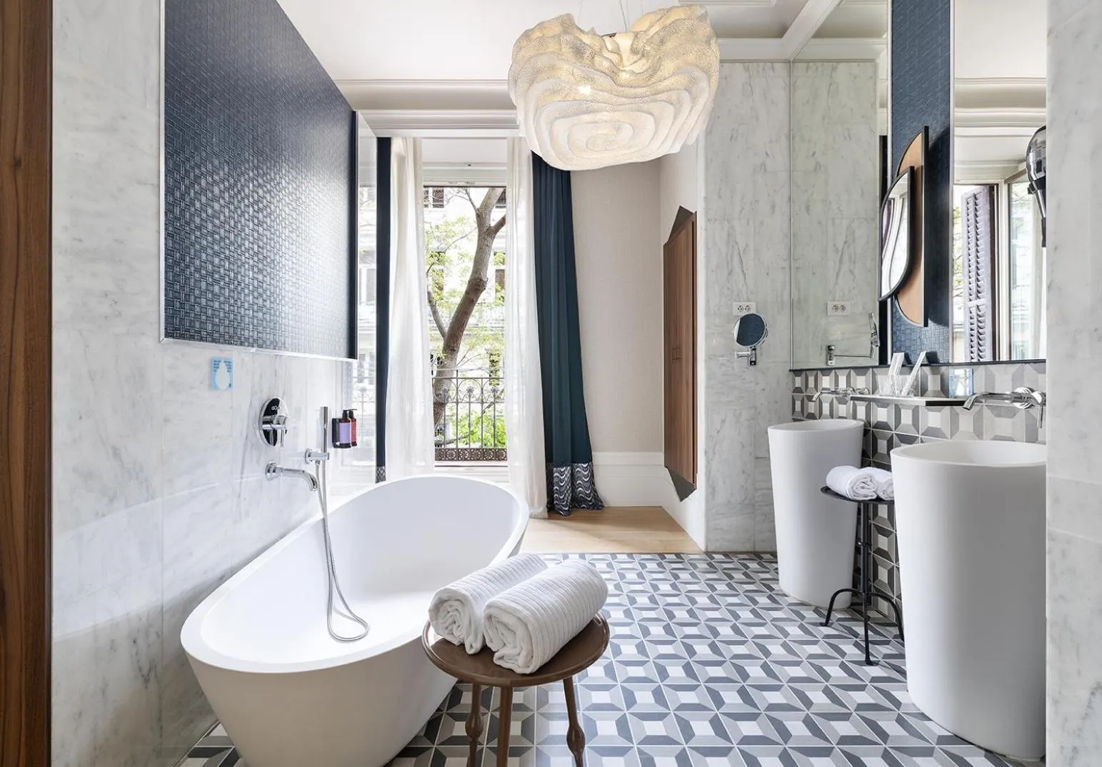 Bathroom in One Shot Recoletos