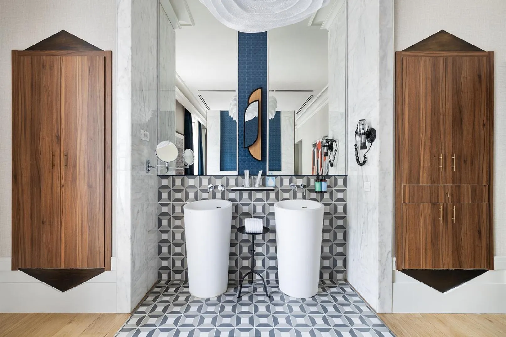 Bathroom in One Shot Recoletos