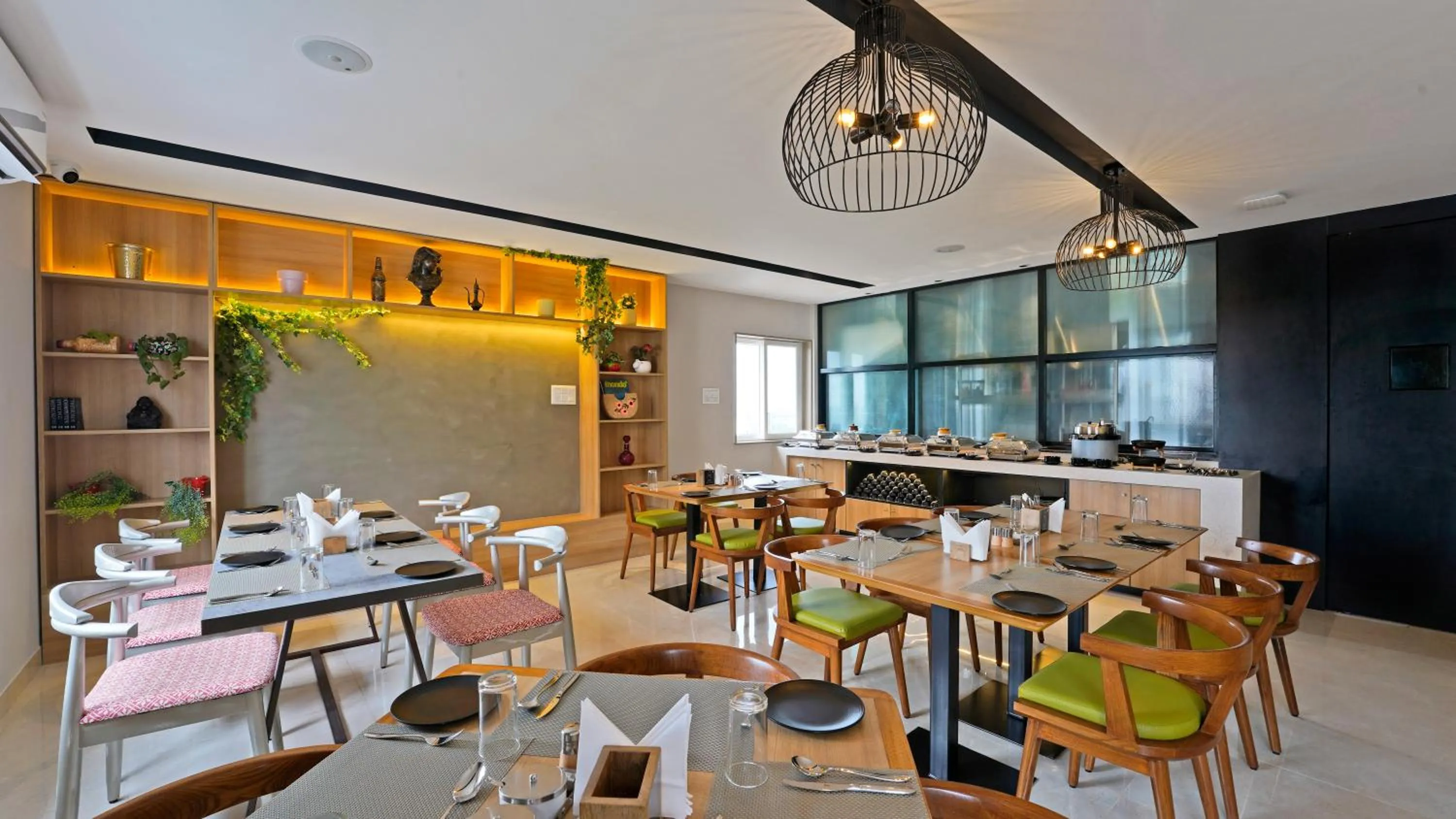 Restaurant/places to eat in Click Hotel Biz - Bangalore Airport