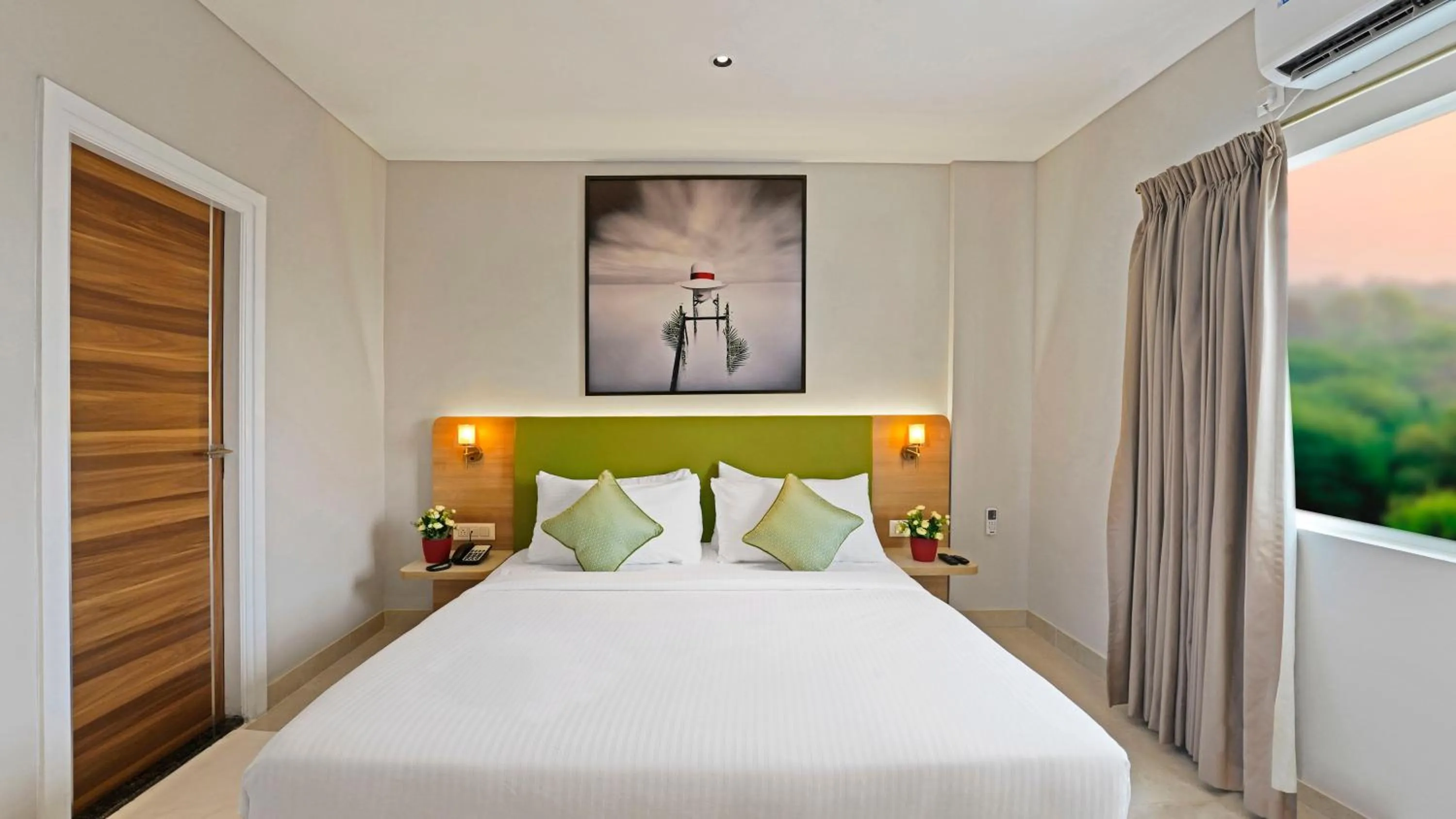 Bedroom, Bed in Click Hotel Biz - Bangalore Airport