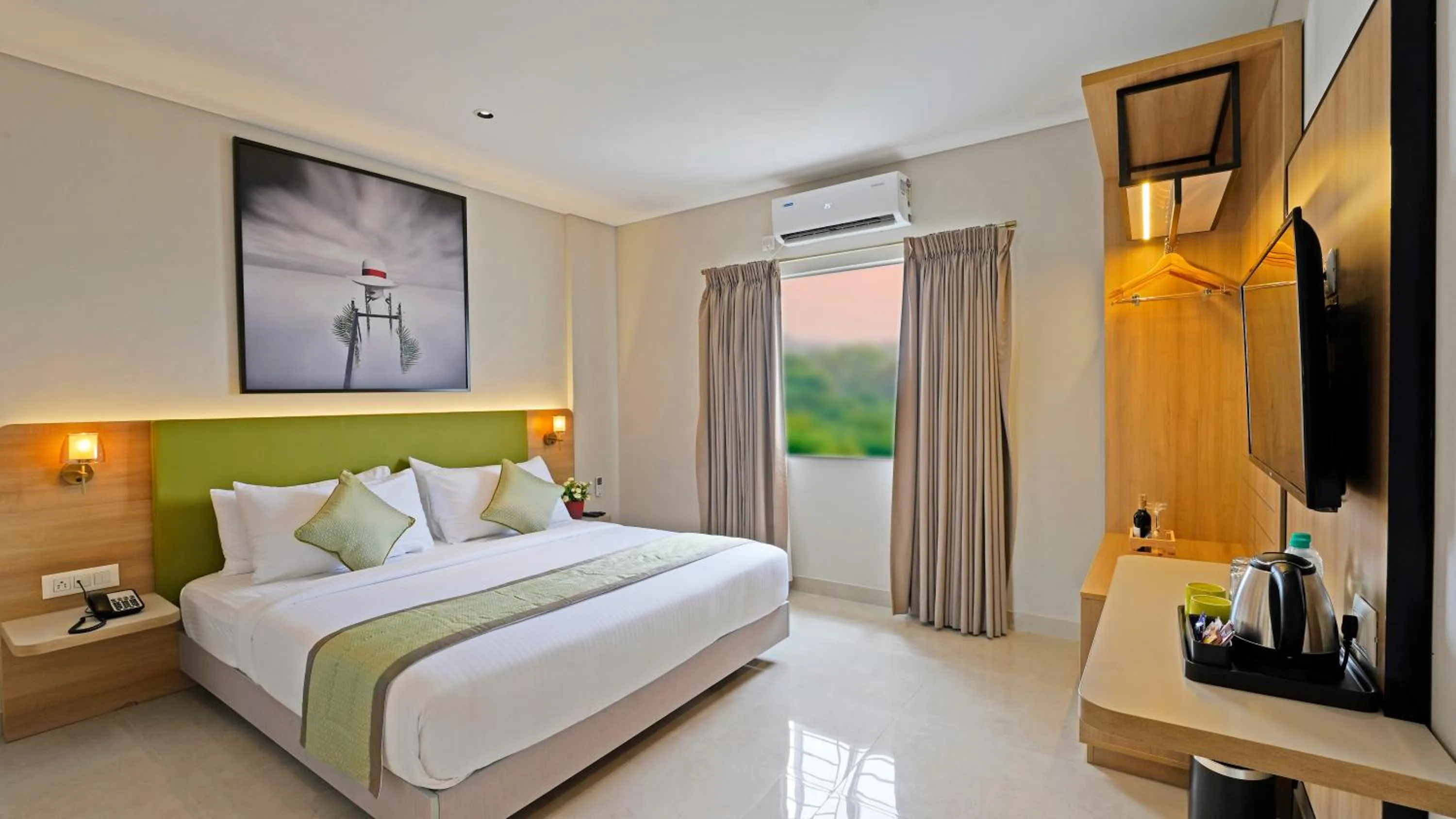 Bedroom, Bed in Click Hotel Biz - Bangalore Airport
