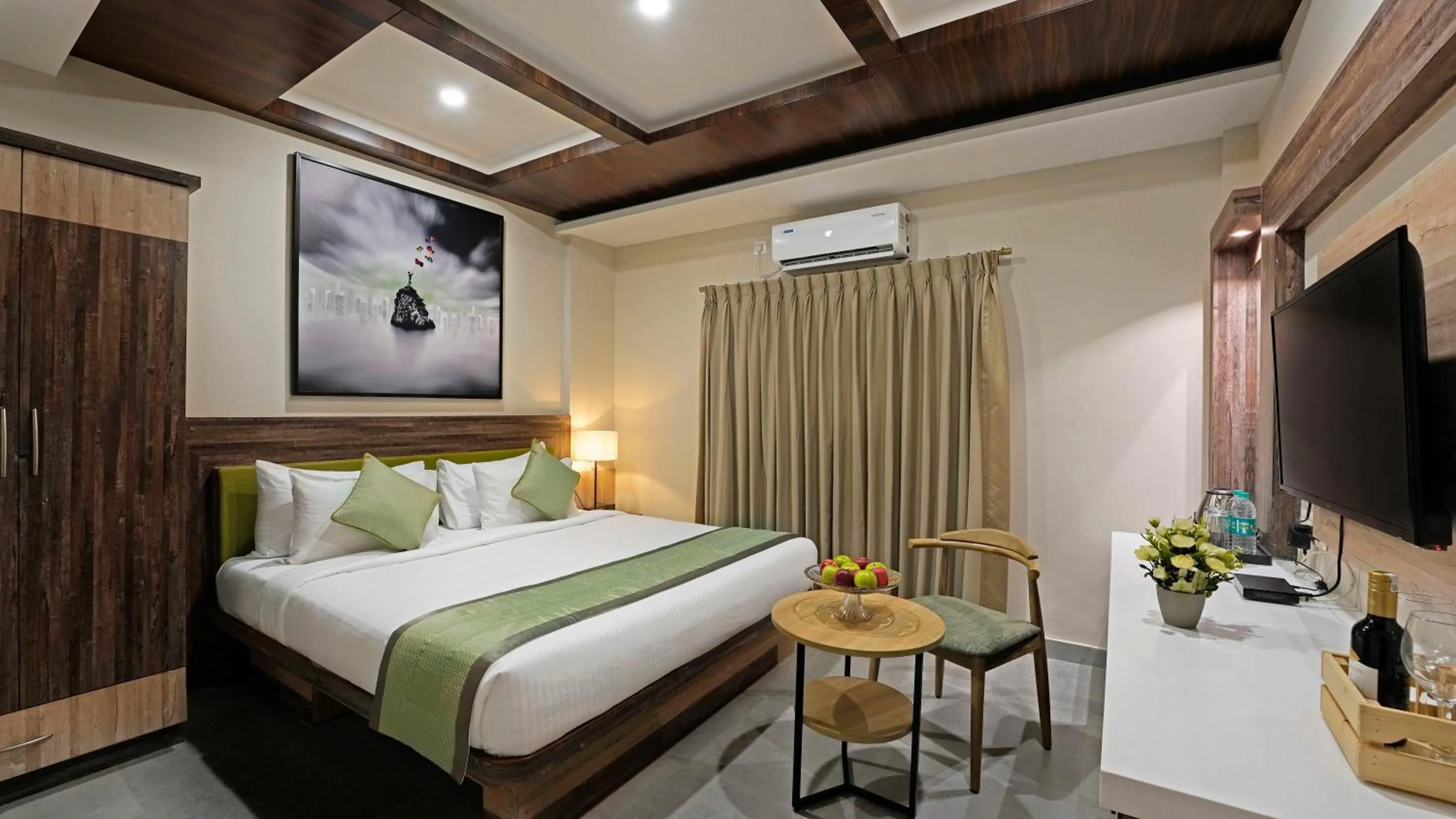 Bedroom, Bed in Click Hotel Biz - Bangalore Airport