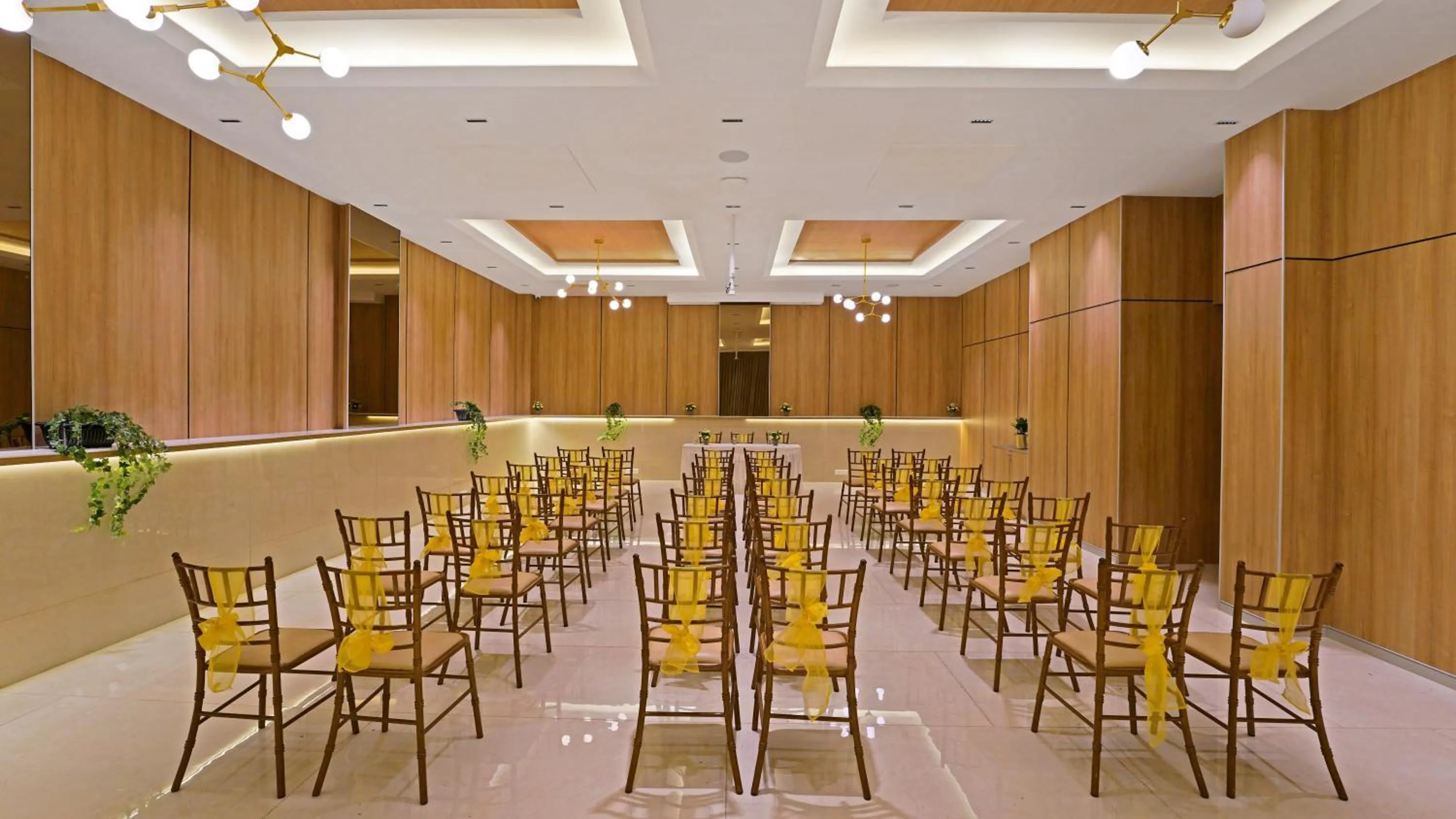 Meeting/conference room in Click Hotel Biz - Bangalore Airport