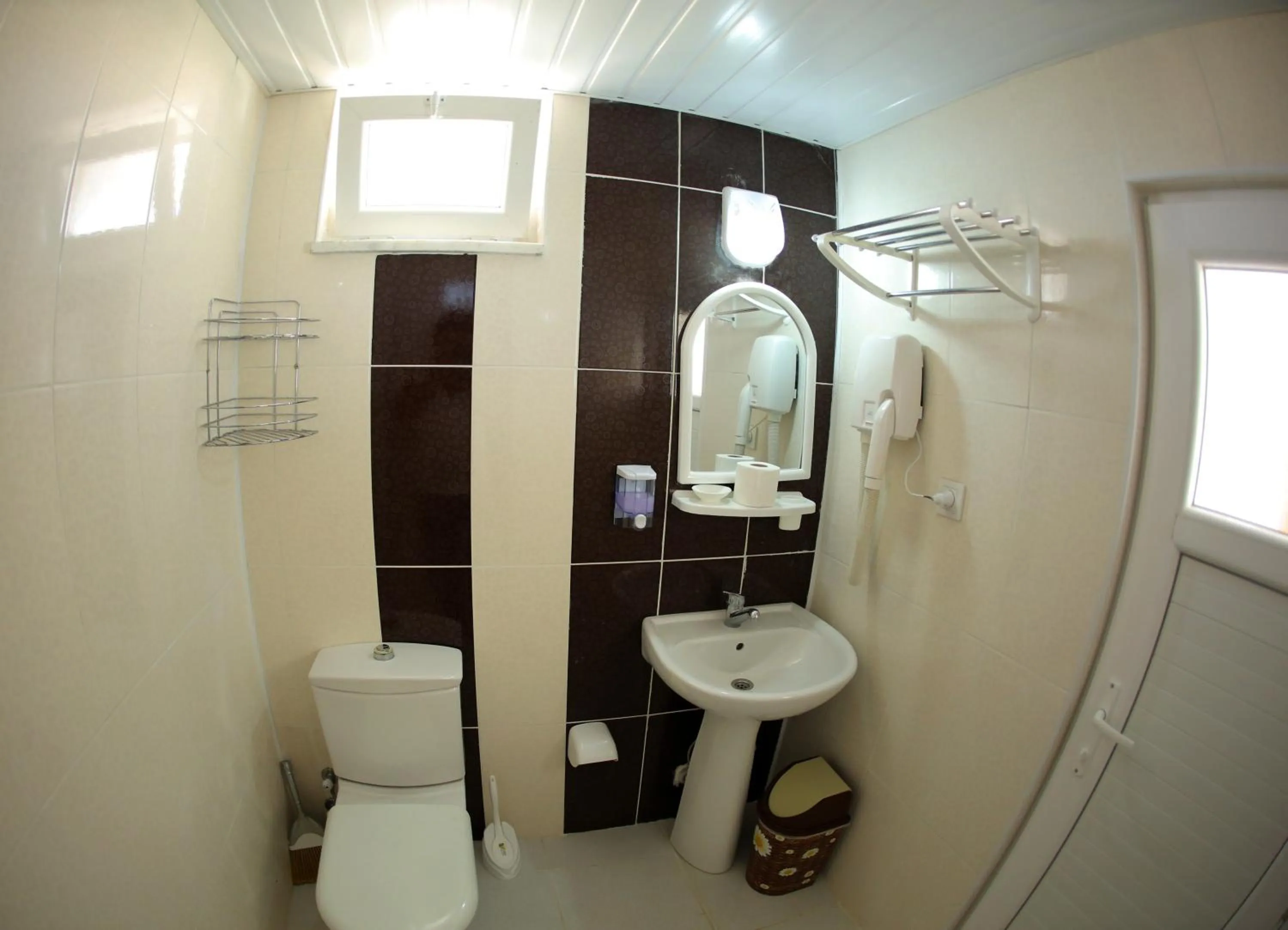 Bathroom in Mavi Cennet Camping Caravan