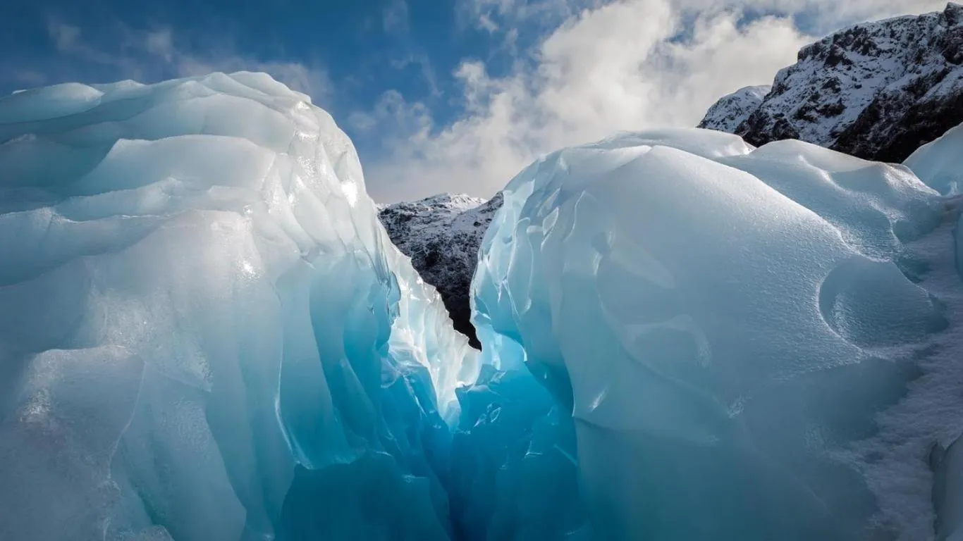 Natural landscape in Fox Glacier Jade Hotel
