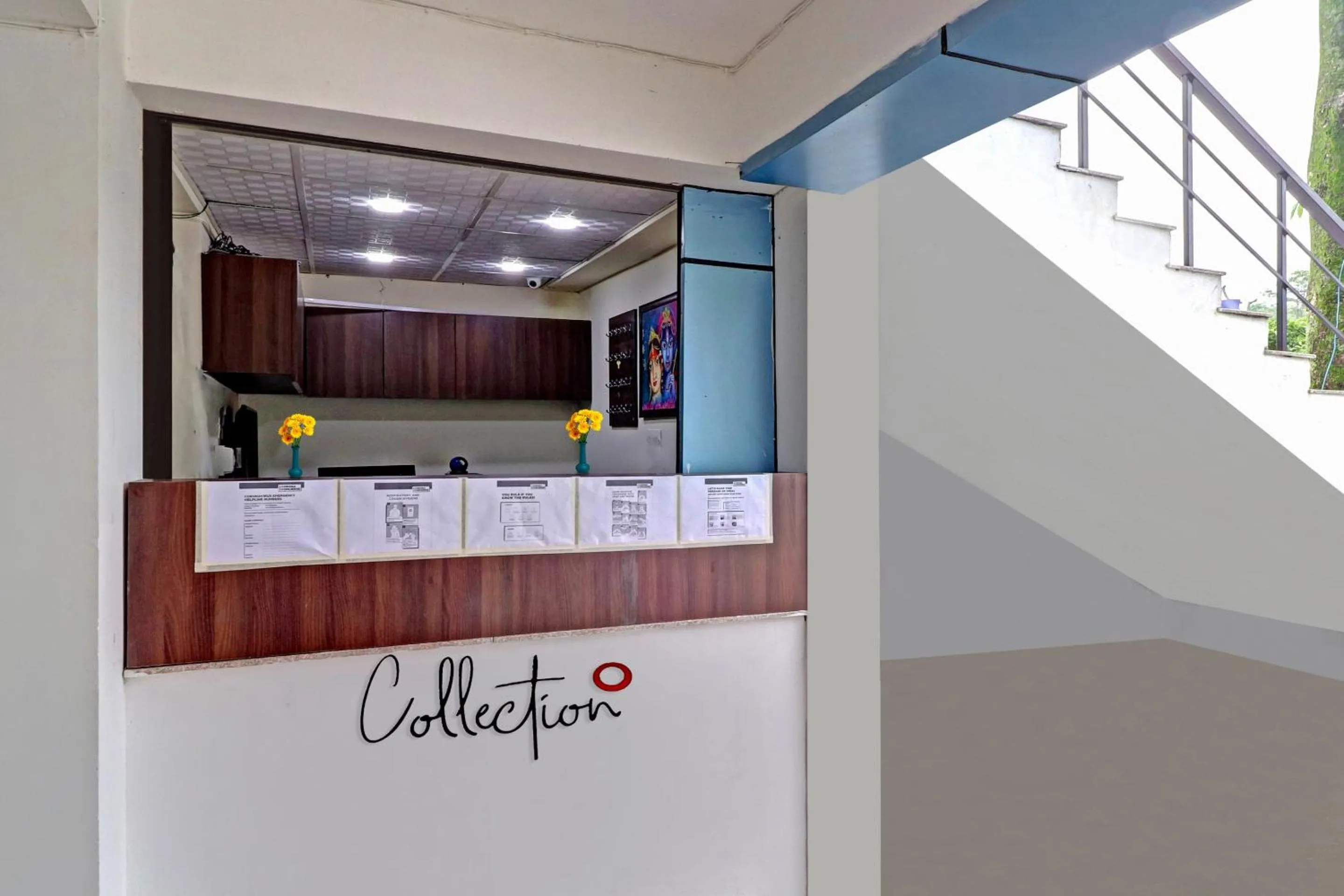 Lobby or reception in Hotel O VICTORIA PALACE