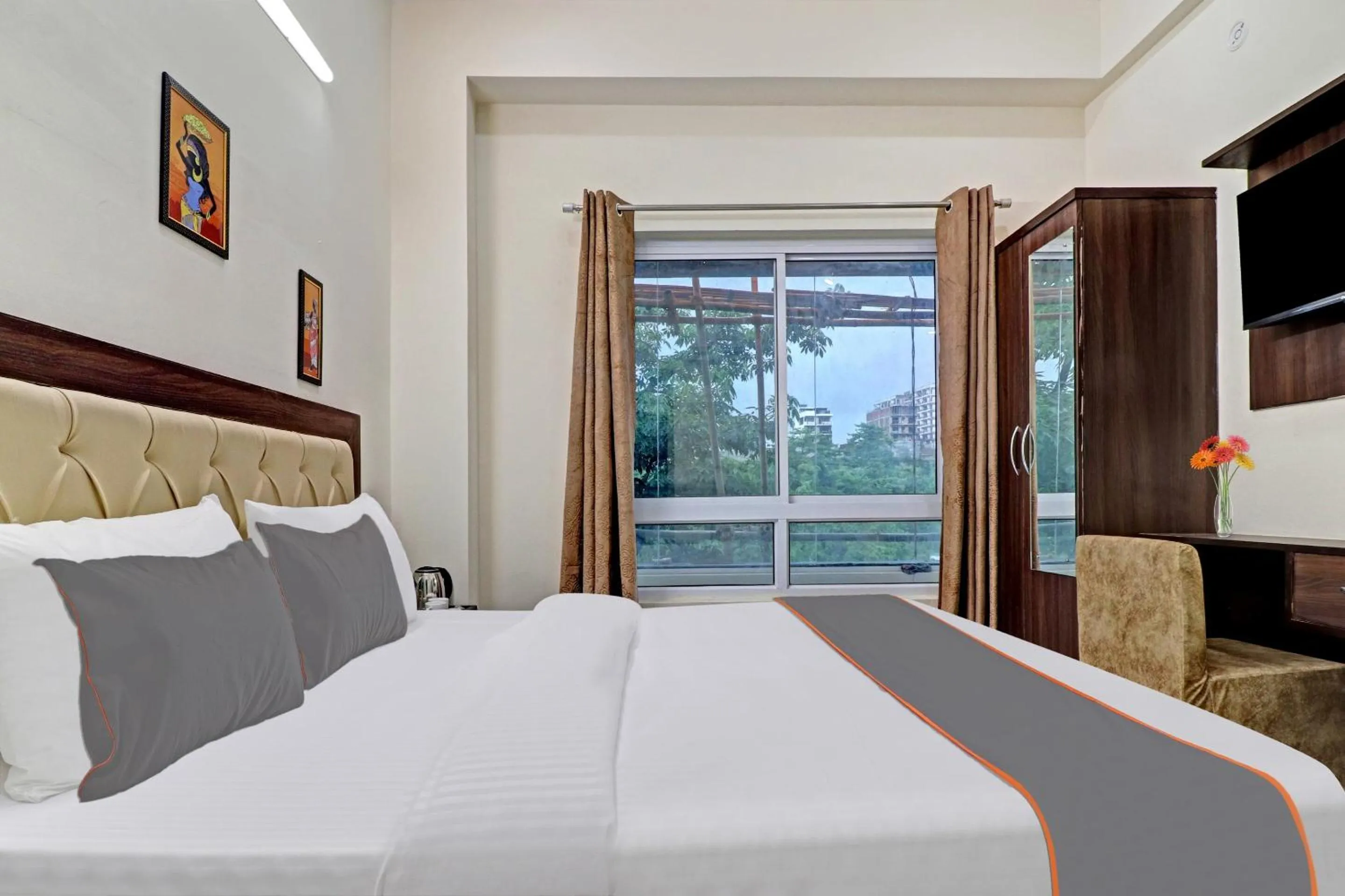 Bedroom, Bed in Hotel O VICTORIA PALACE