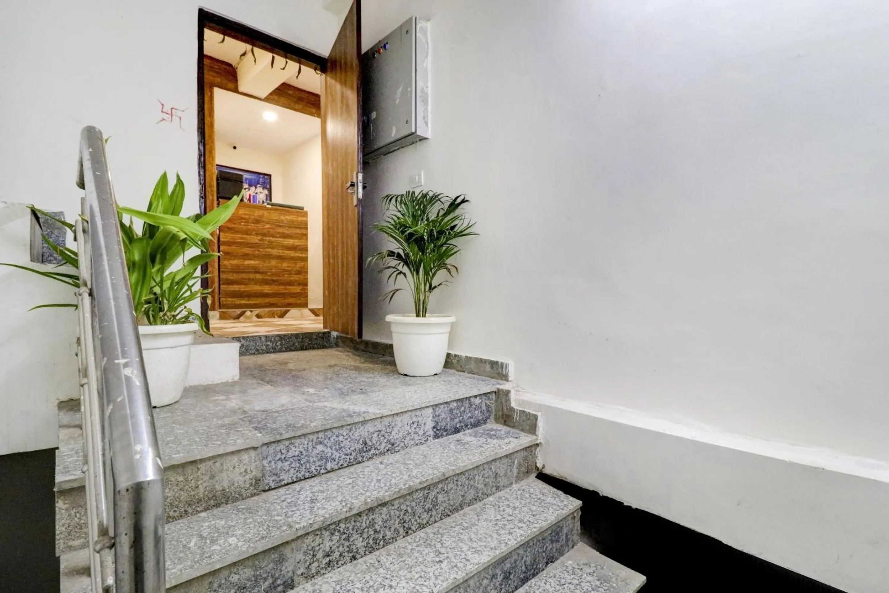 Facade/entrance in Super Hotel O Times Square