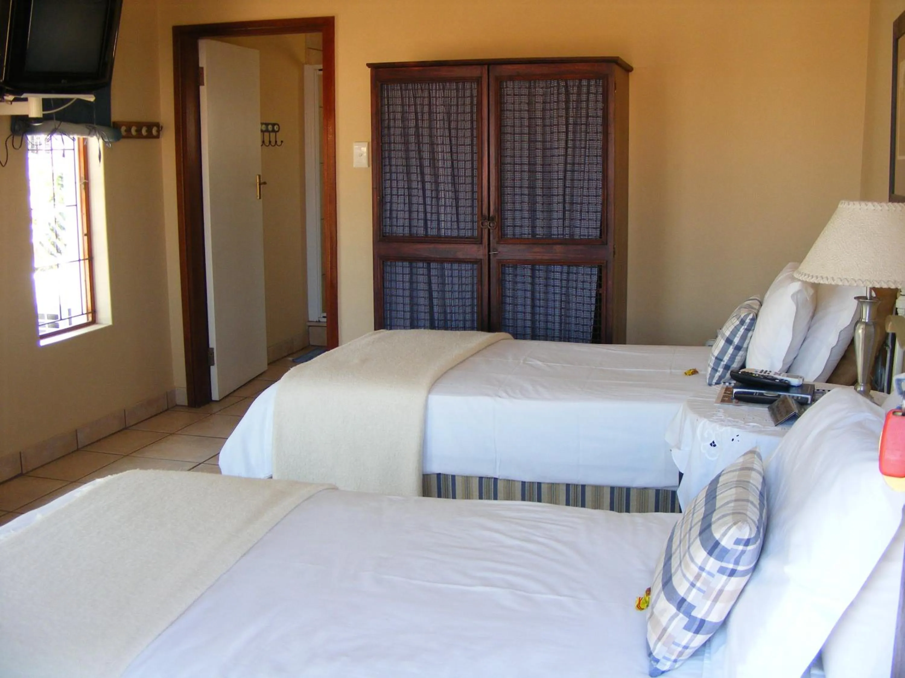 Bedroom, Bed in Joan's Bed and Breakfast