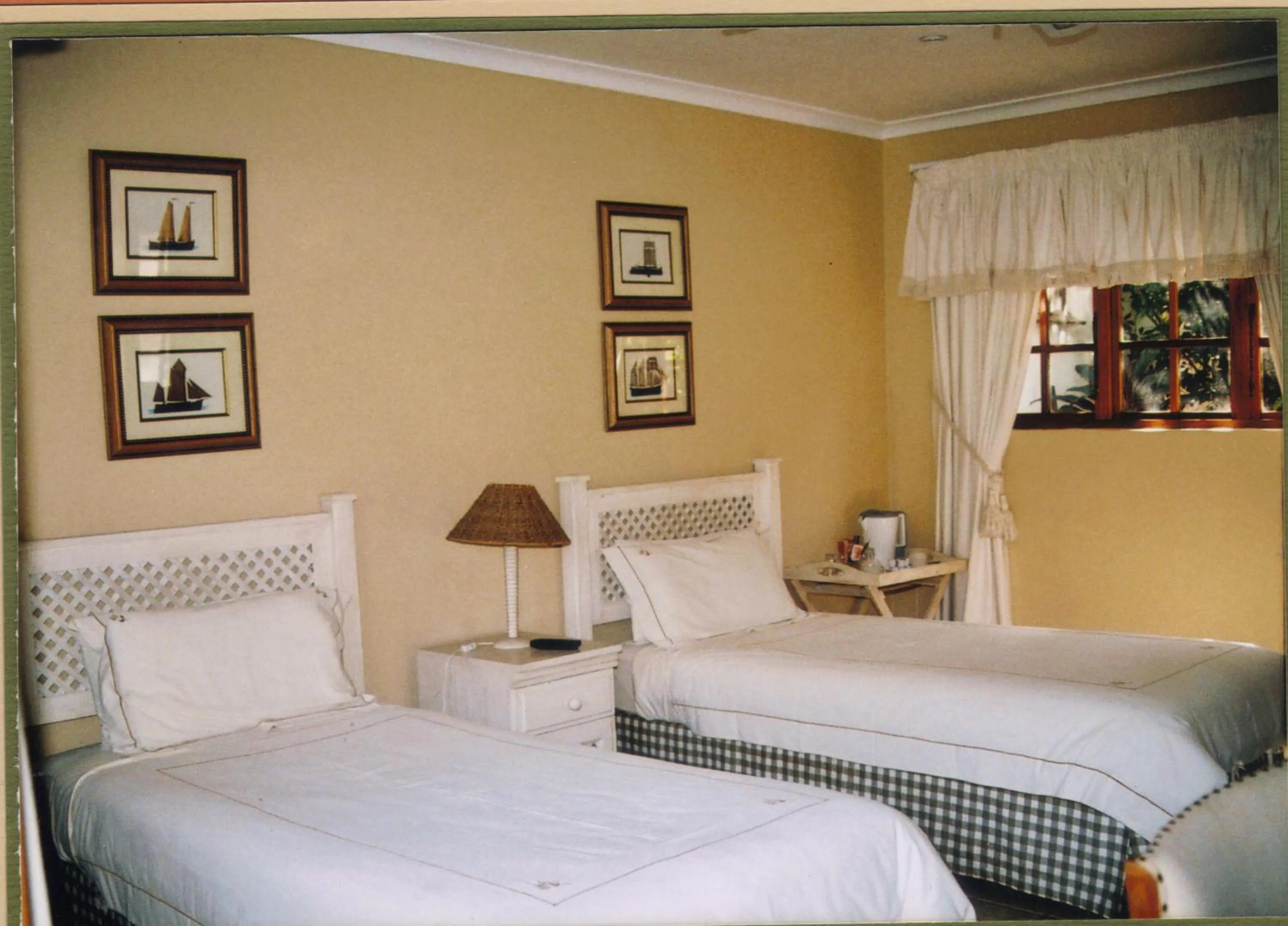 Bedroom, Bed in Joan's Bed and Breakfast