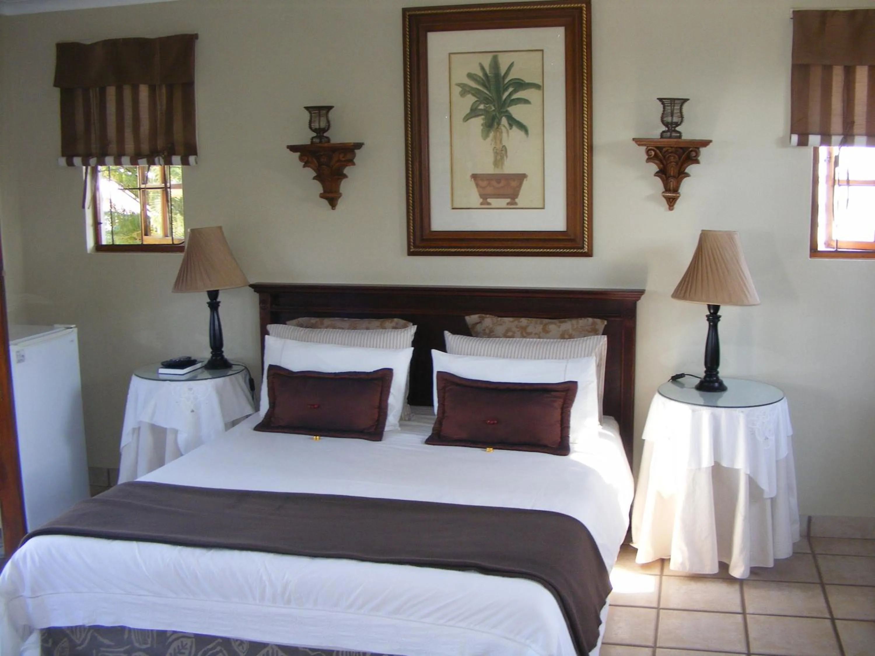 Bedroom, Bed in Joan's Bed and Breakfast