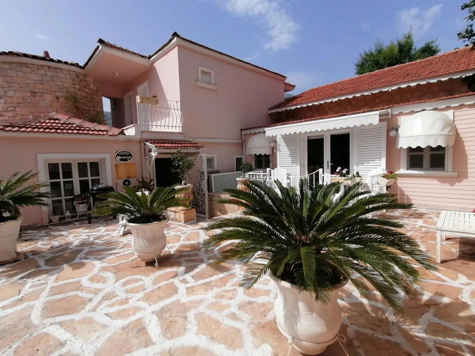 Property building in Club Çapa Hotel