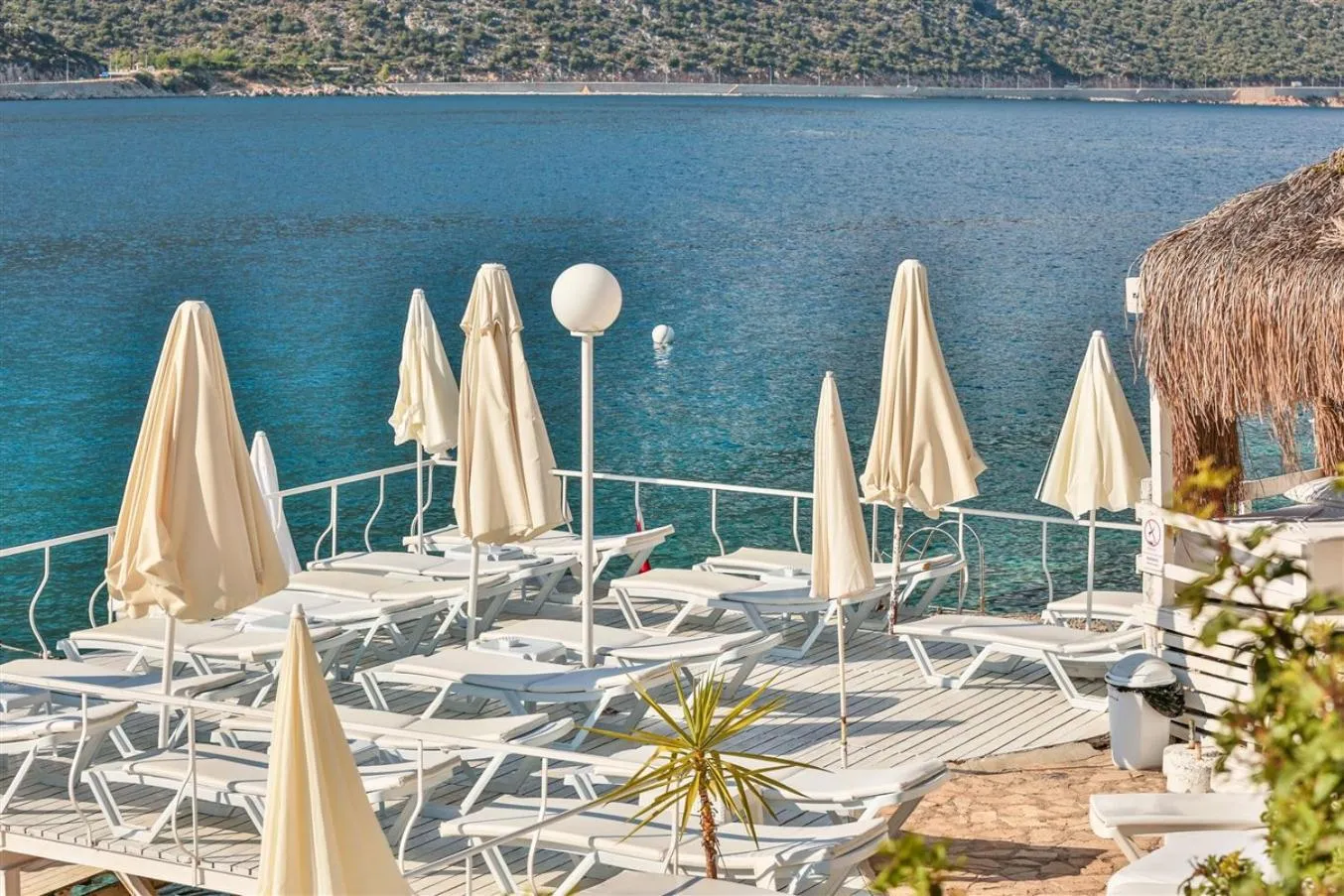 Beach in Club Çapa Hotel