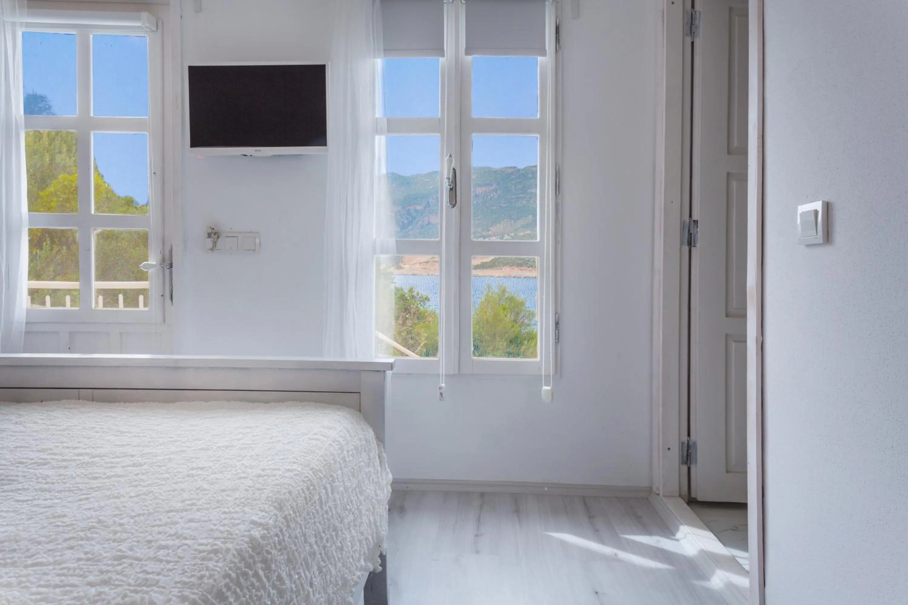 Bed in Club Çapa Hotel