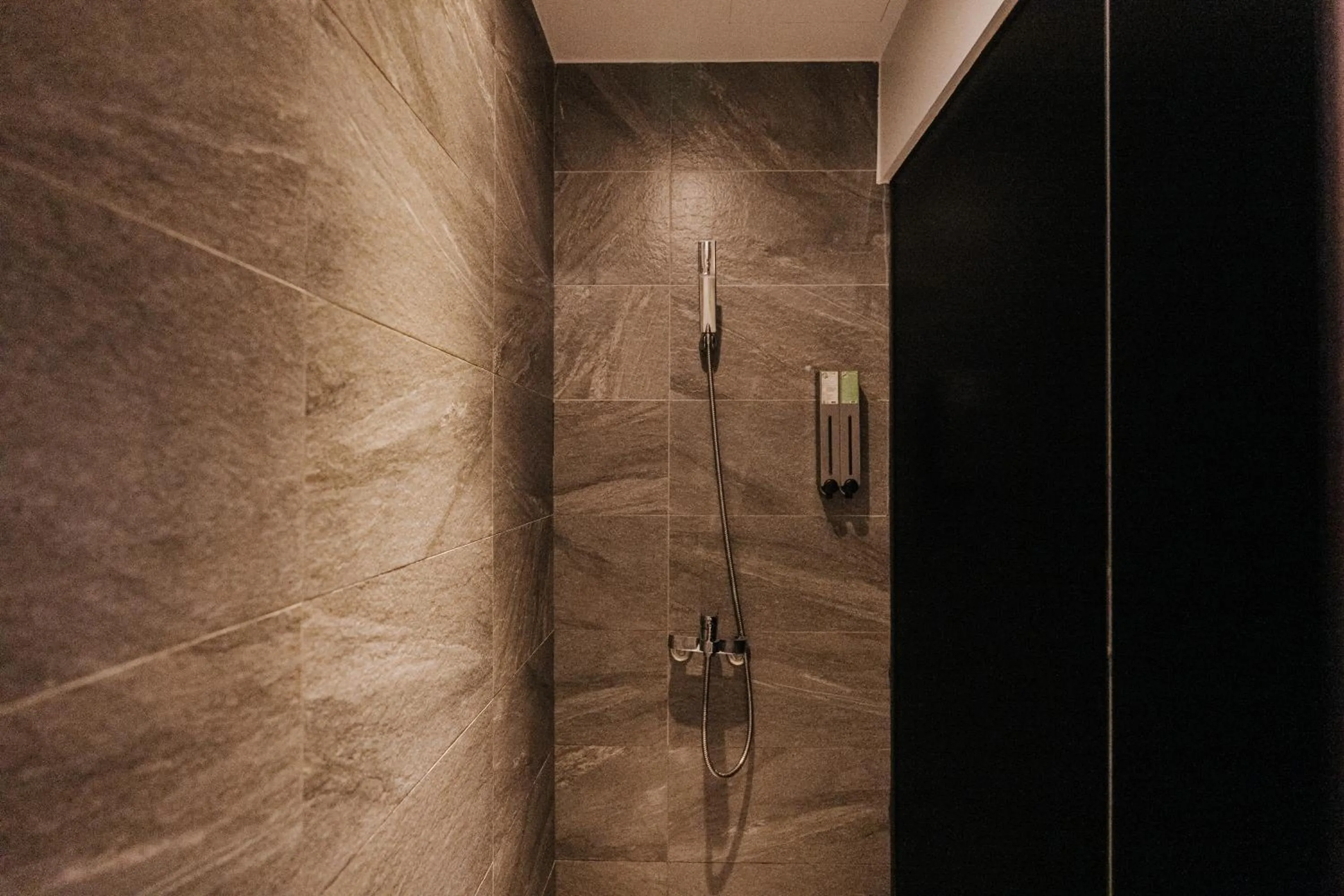 Bathroom in Water meworld
