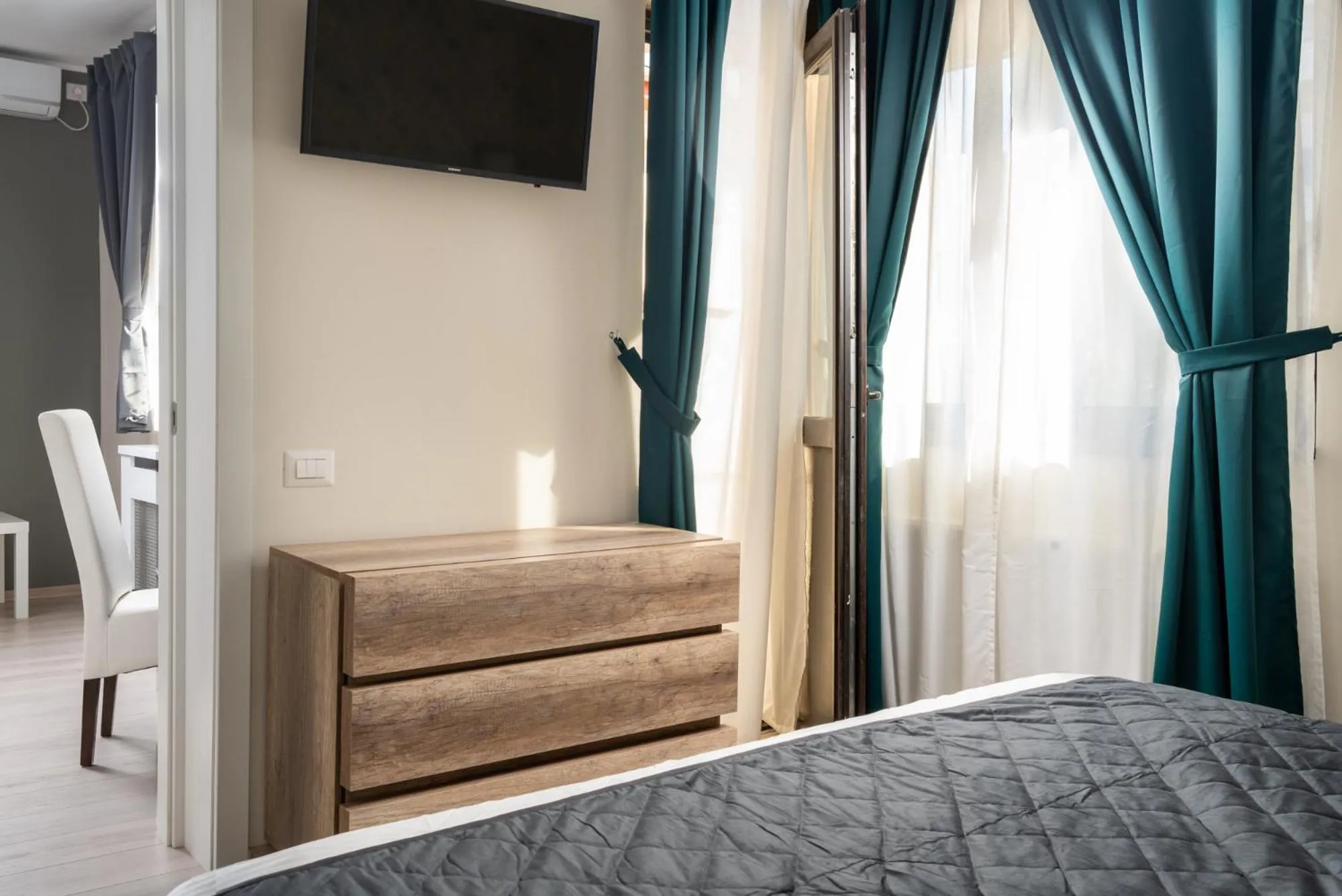 TV and multimedia, Bed in Casa 86