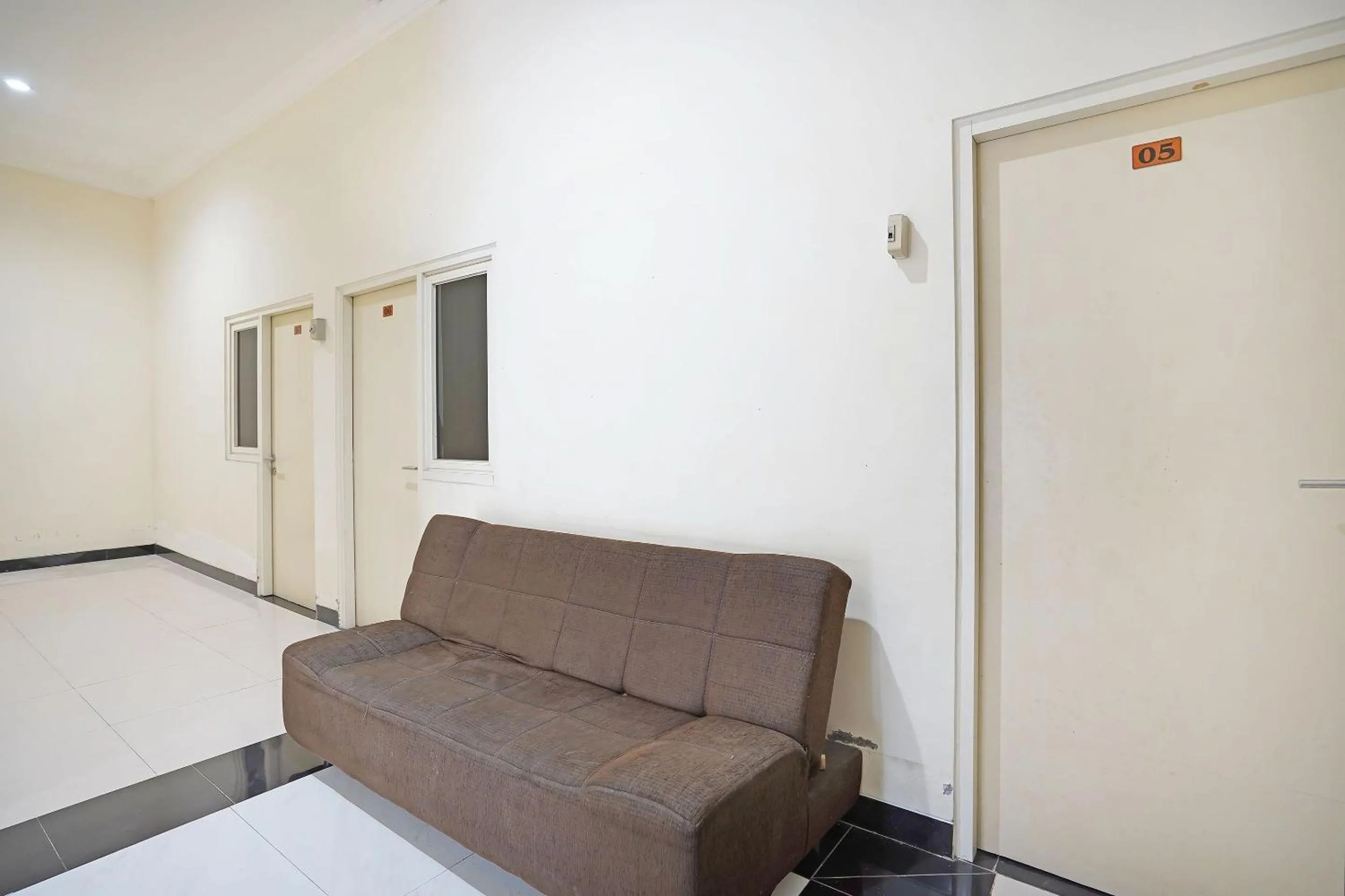 Lobby or reception in Hotel O Ruby Homestay Syariah