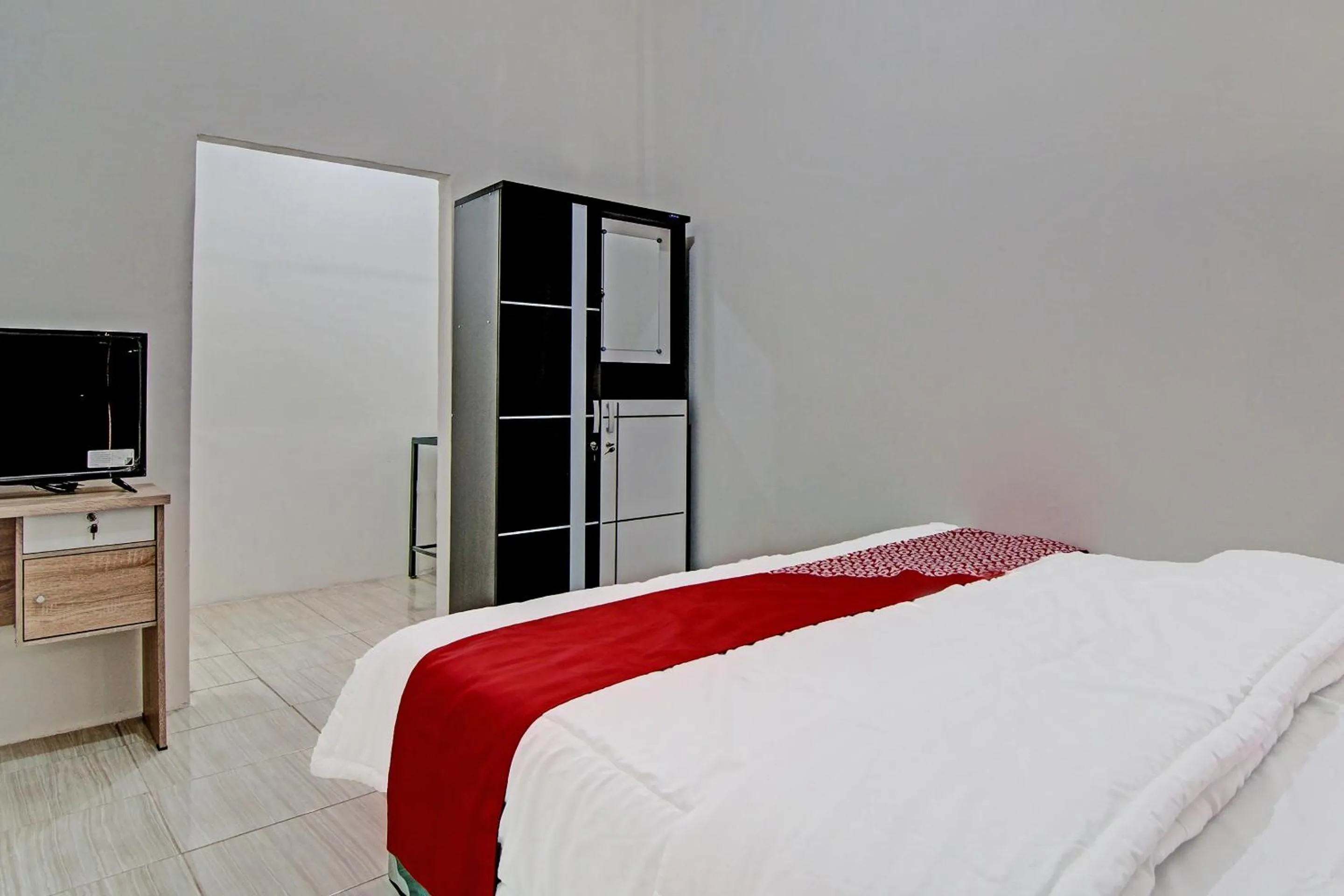 Bedroom, Bed in Hotel O Elif Homestay Syariah