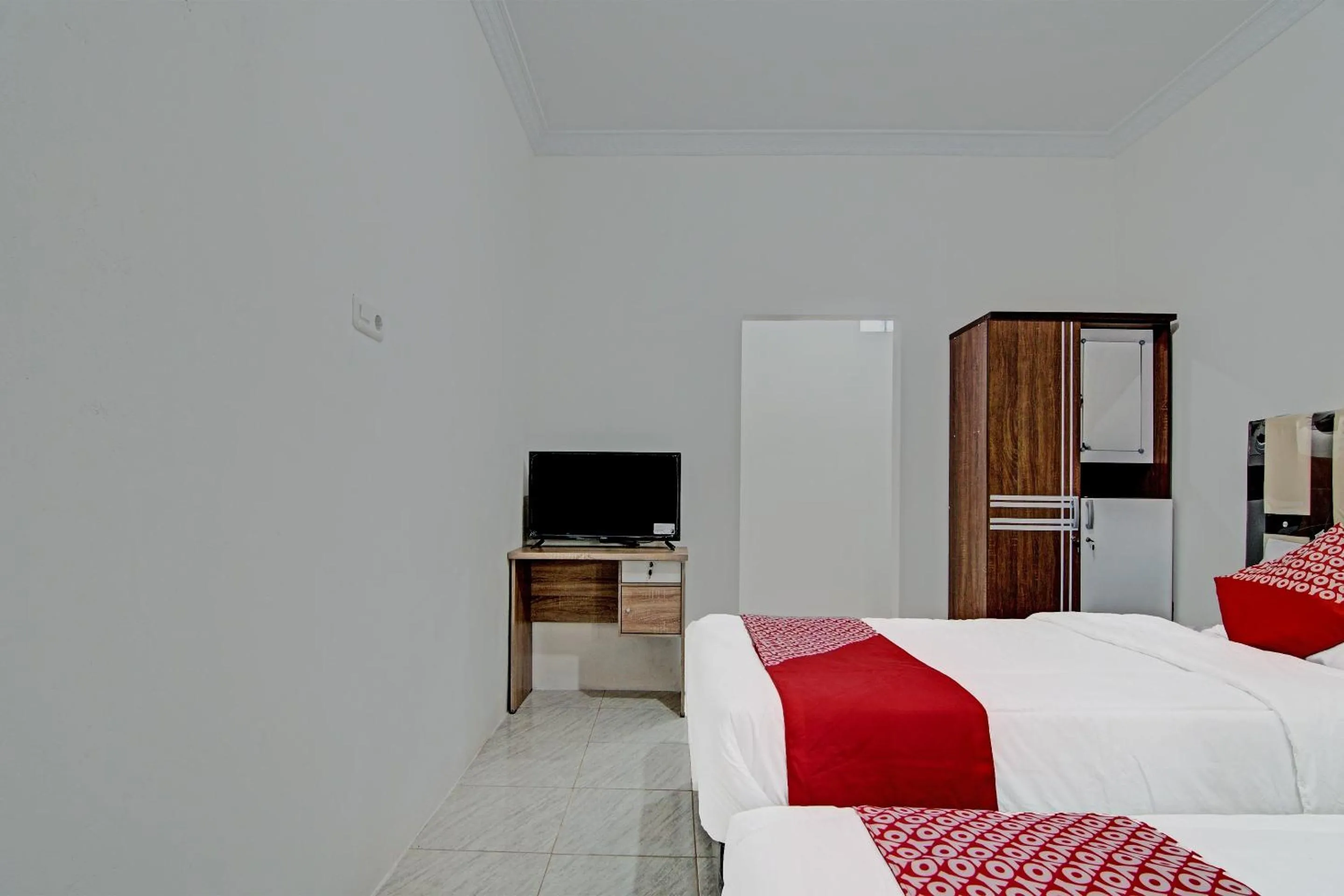 Bedroom, Bed in Hotel O Elif Homestay Syariah