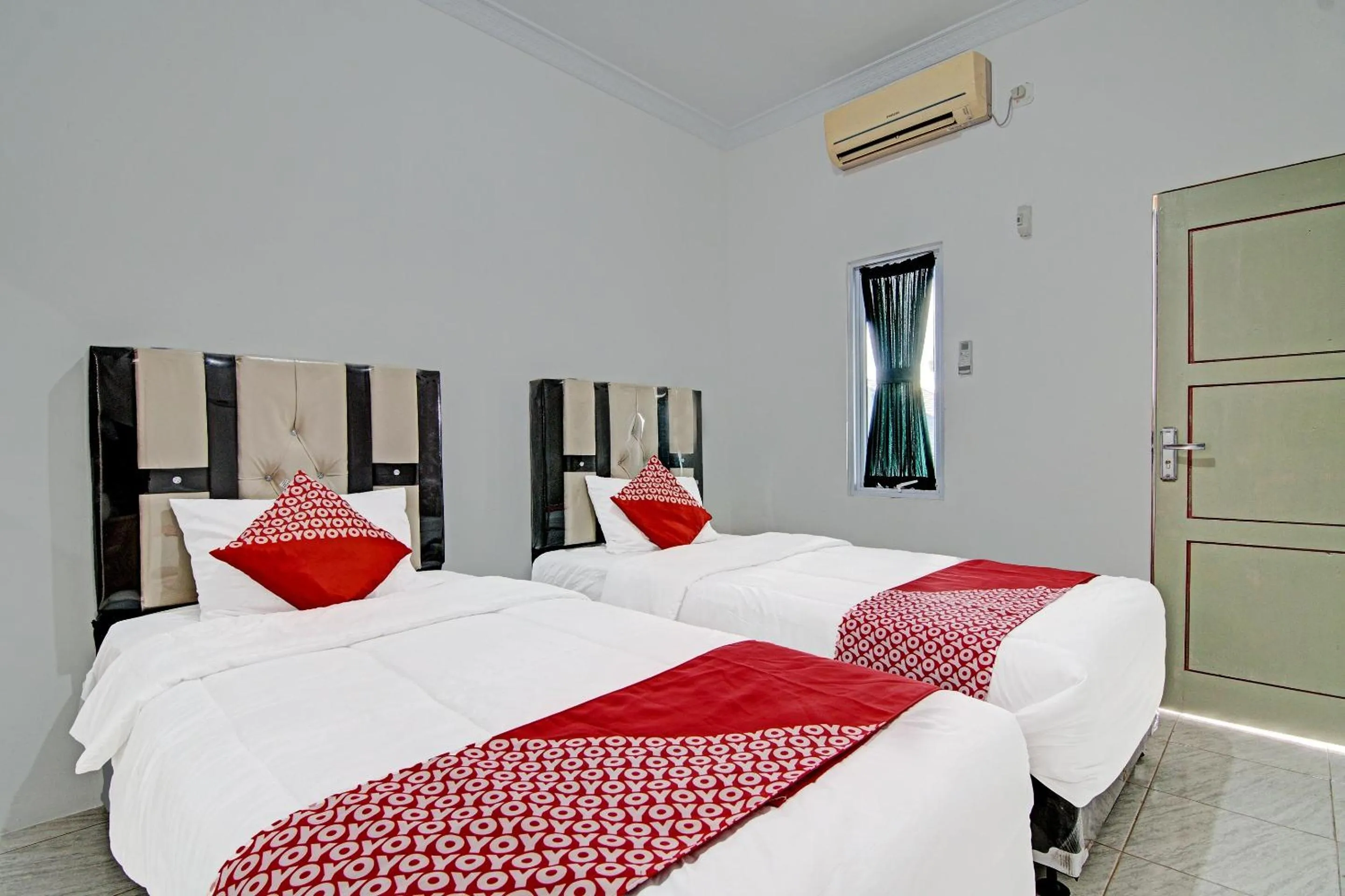 Bedroom, Bed in Hotel O Elif Homestay Syariah