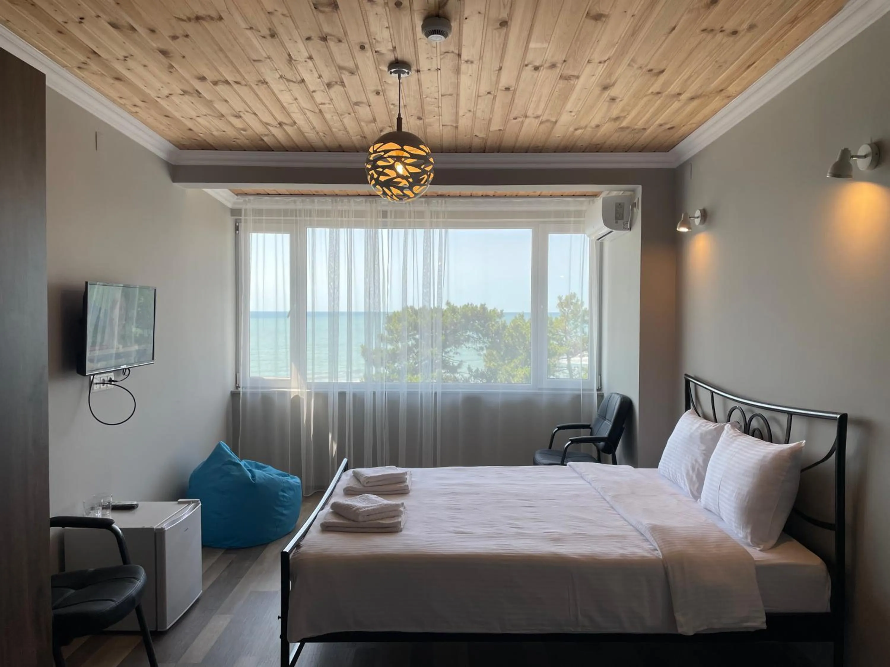 Photo of the whole room in Argo Hotel