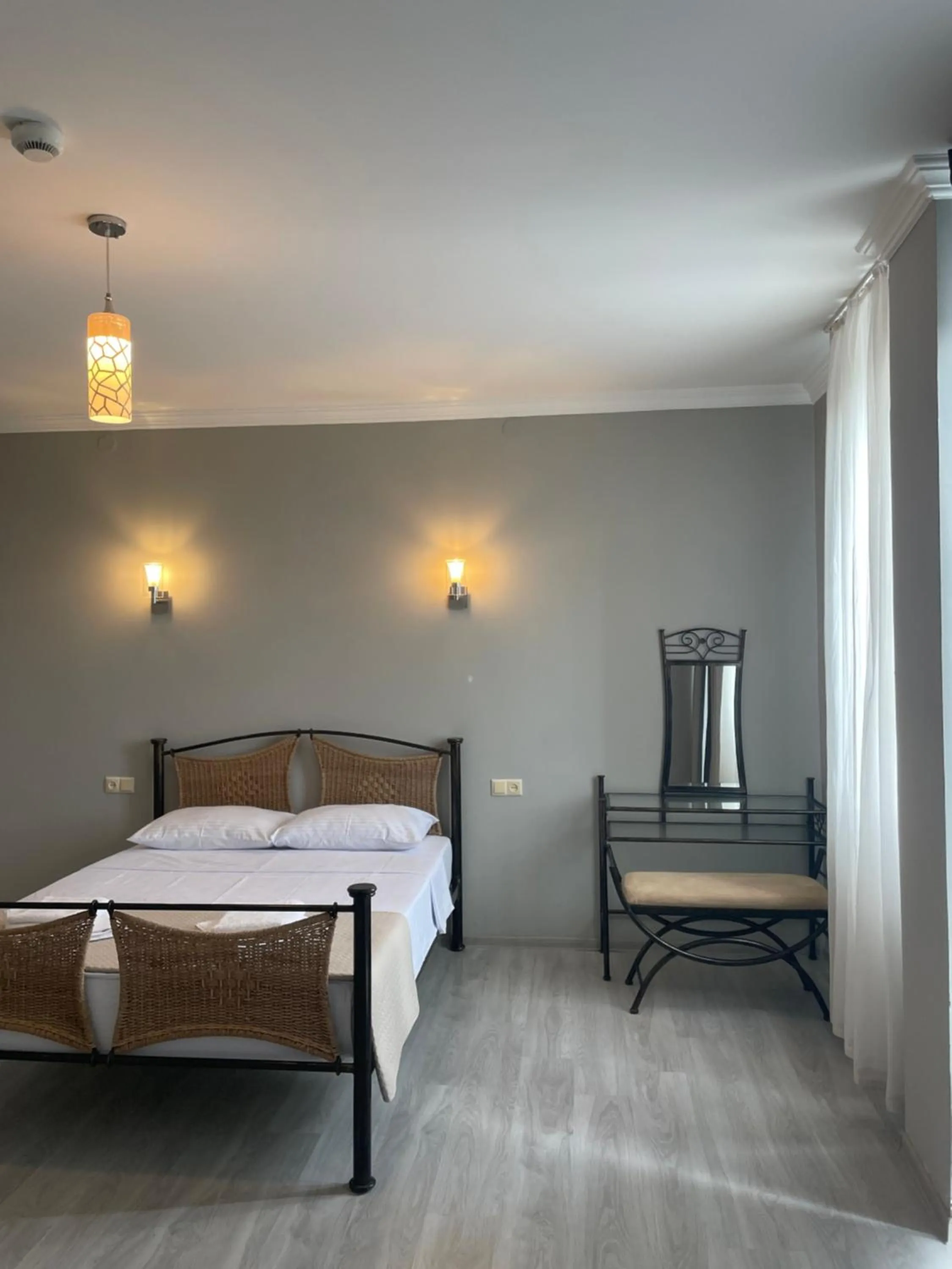 Photo of the whole room in Argo Hotel