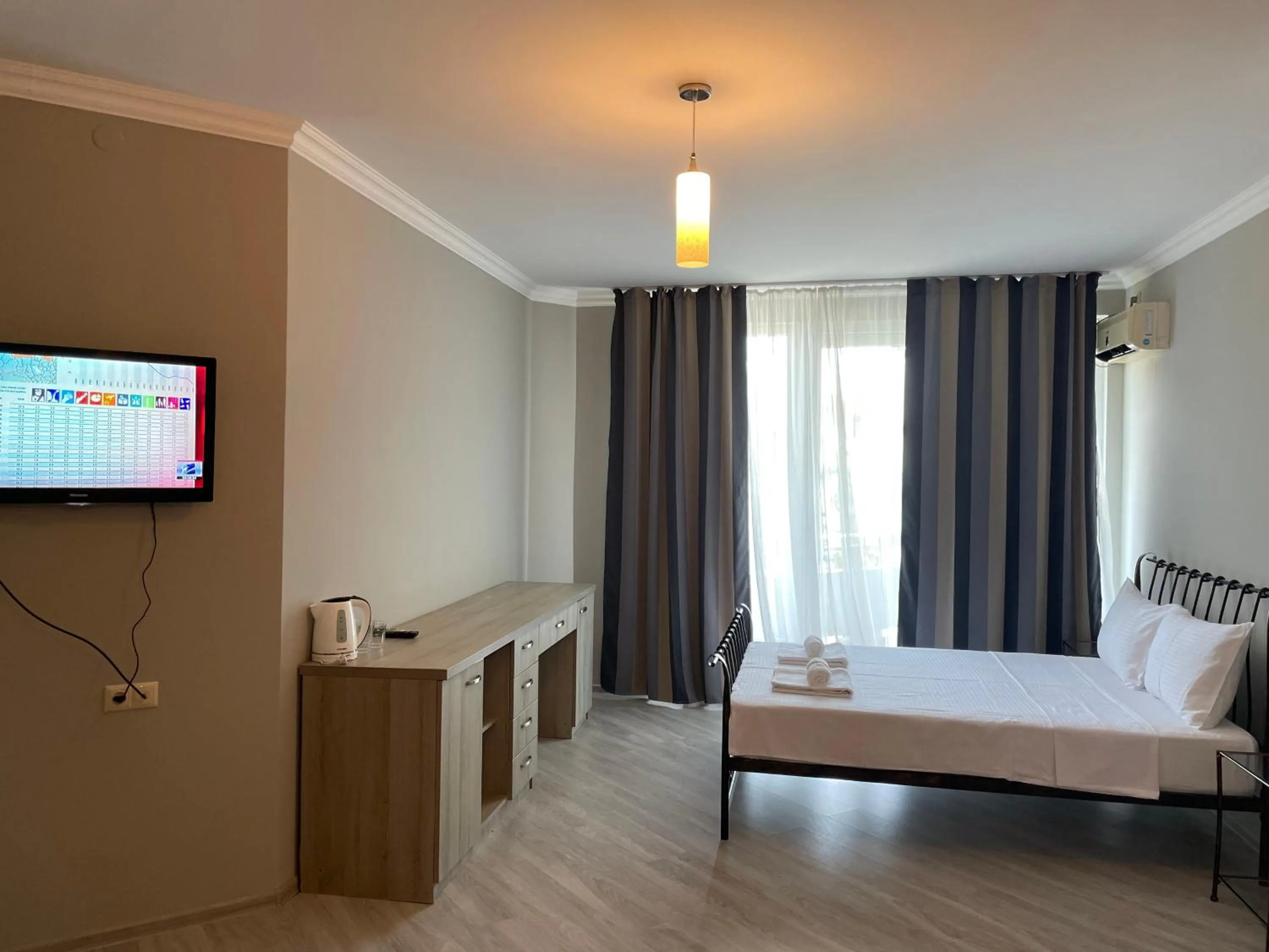 Photo of the whole room in Argo Hotel