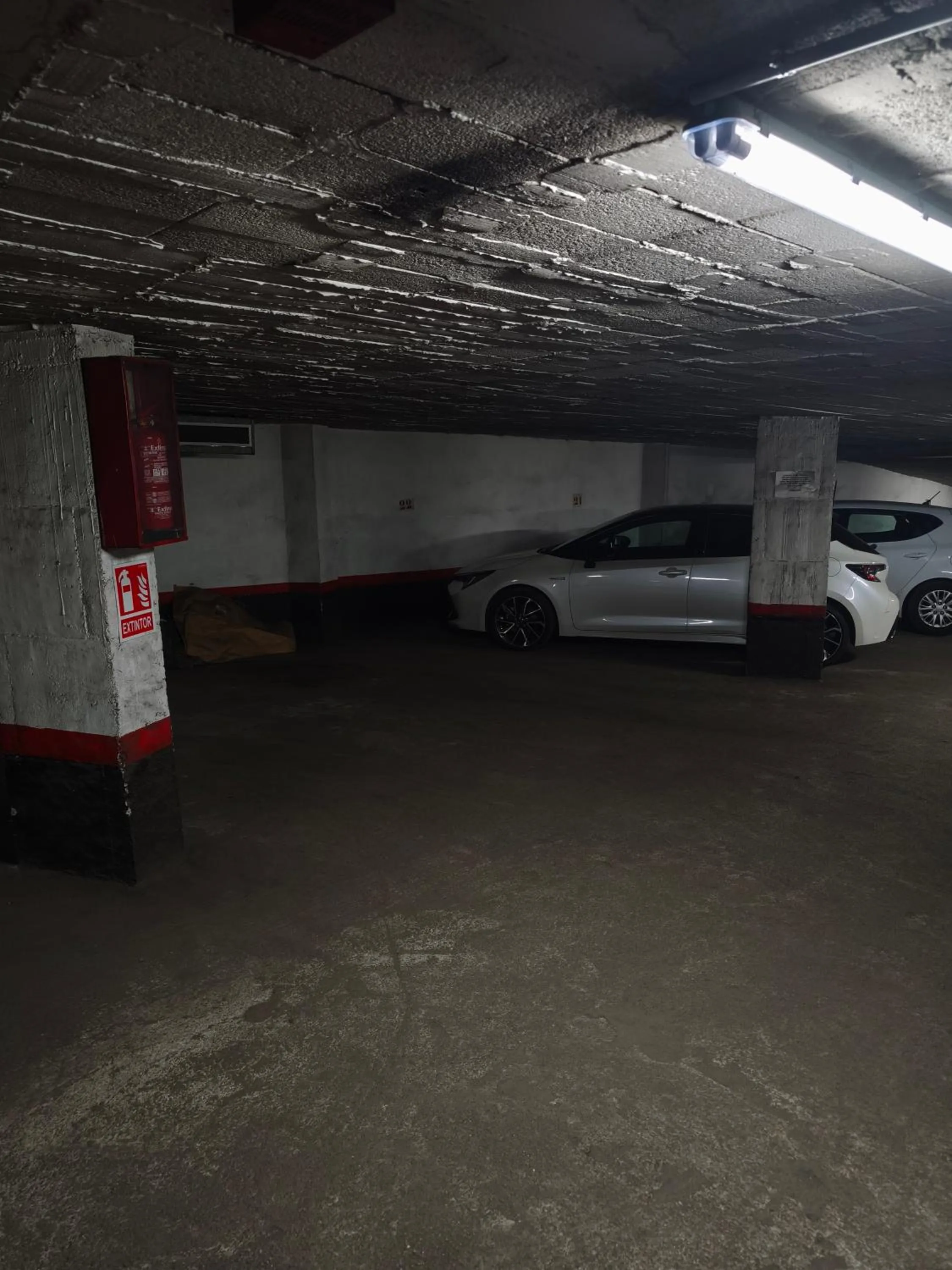 Parking in Malasaña 13, Nuevo apartamento 2 dormitorios, centro histórico, todos servicios, barrio tranquilo, MS