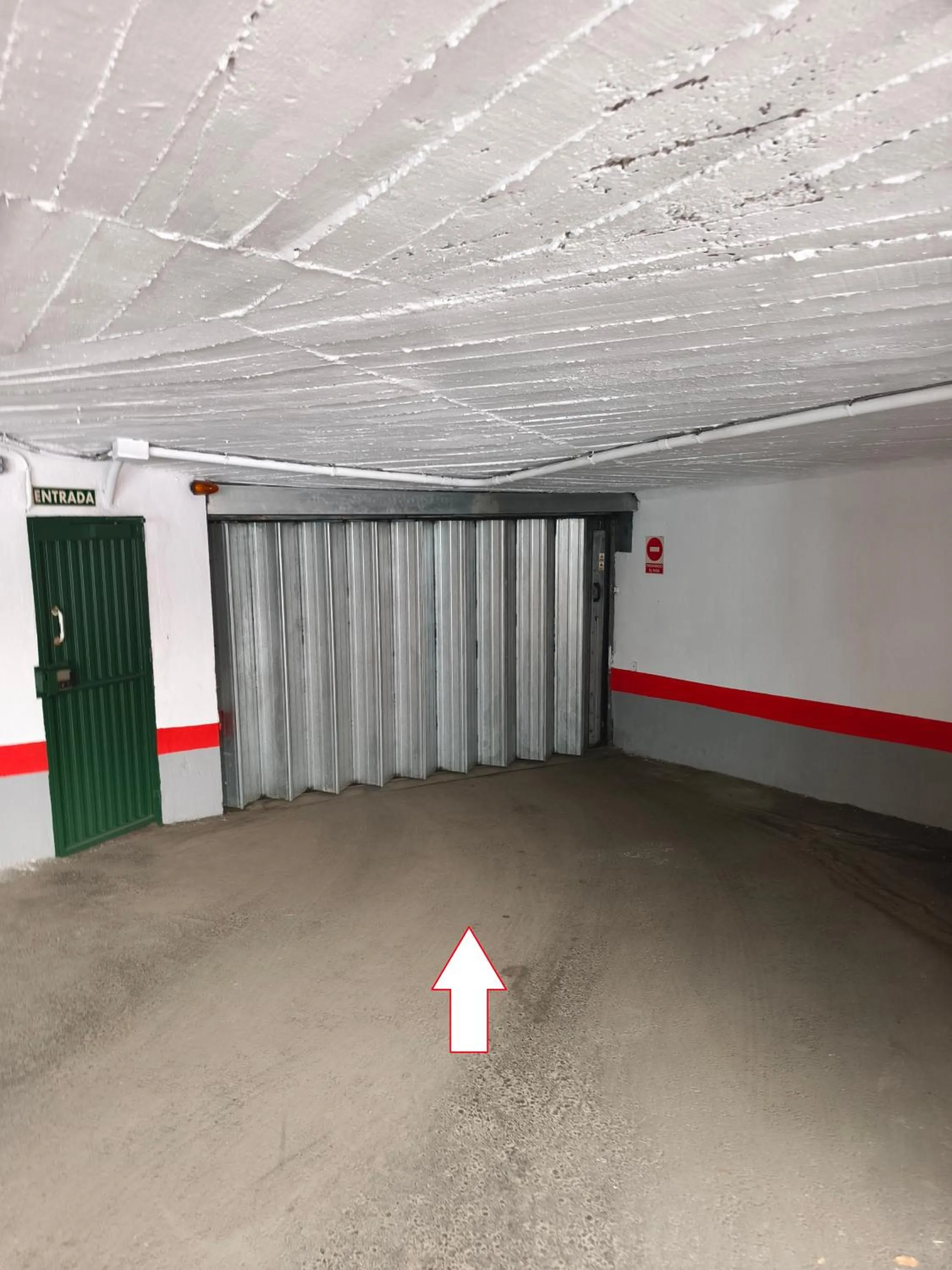 Parking in Malasaña 13, Nuevo apartamento 2 dormitorios, centro histórico, todos servicios, barrio tranquilo, MS