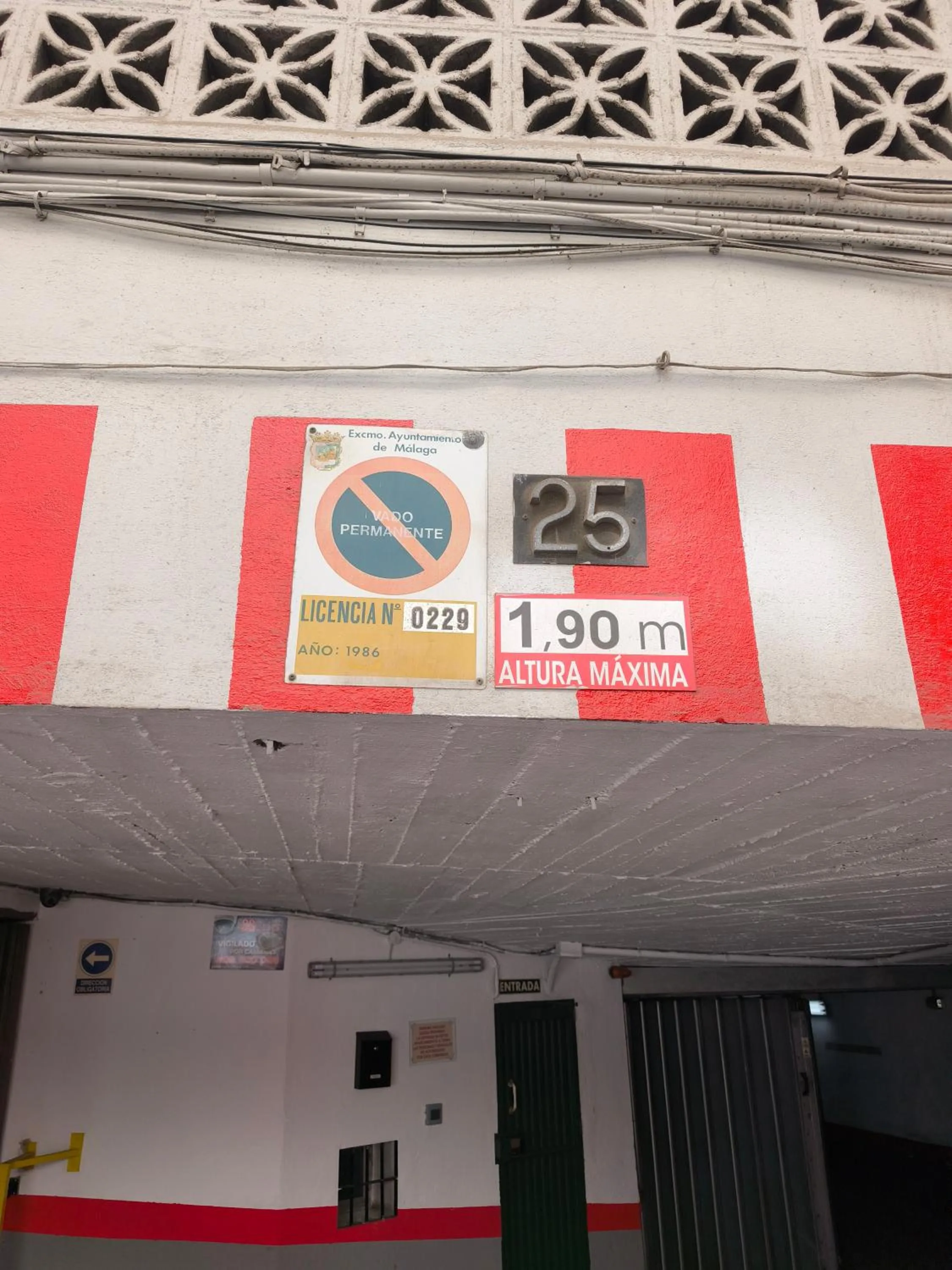 Parking in Malasaña 13, Nuevo apartamento 2 dormitorios, centro histórico, todos servicios, barrio tranquilo, MS