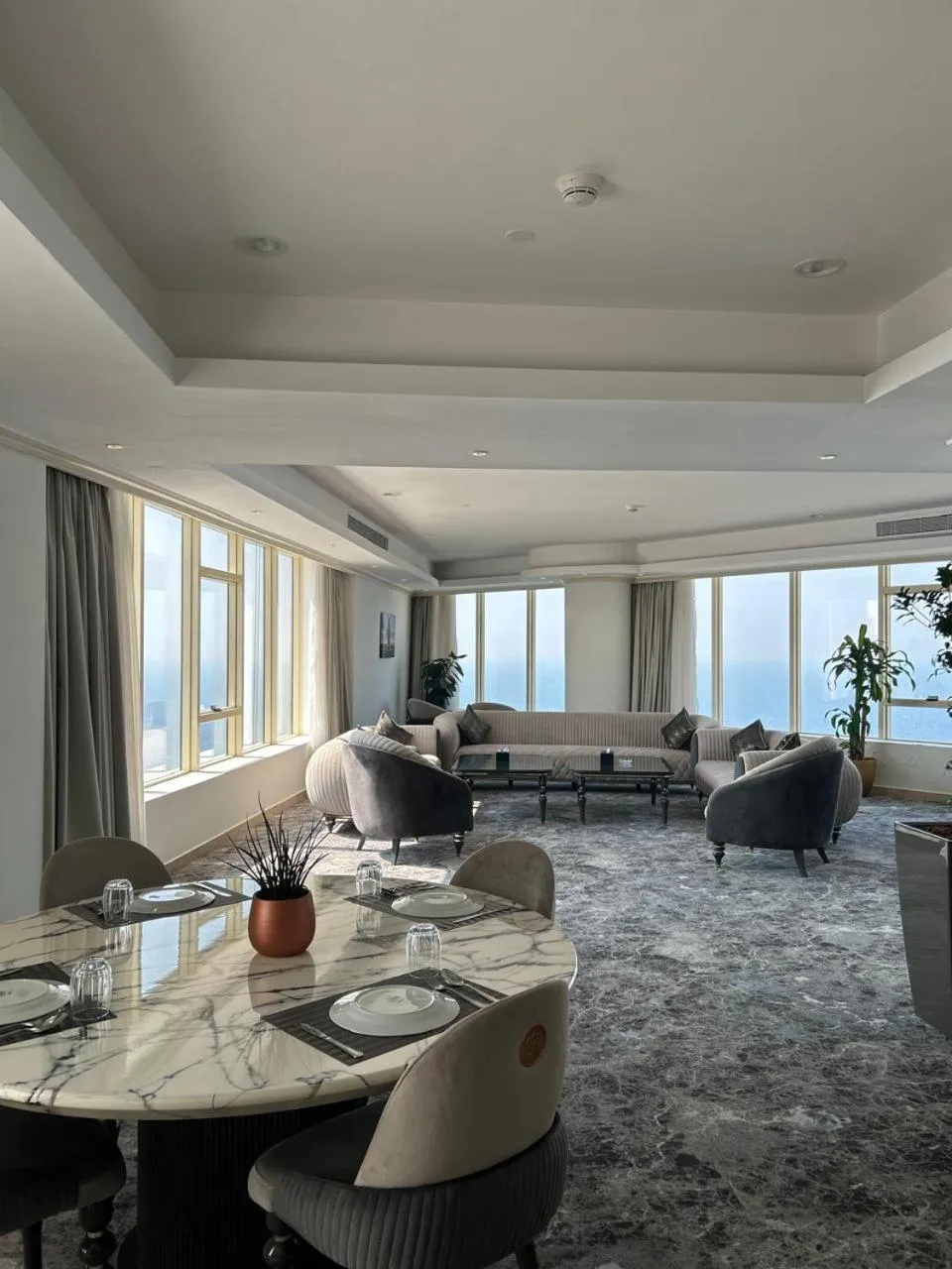 Seafront Luxury Suites Jeddah Corniche