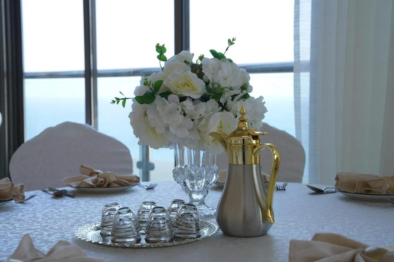 Seafront Luxury Suites Jeddah Corniche