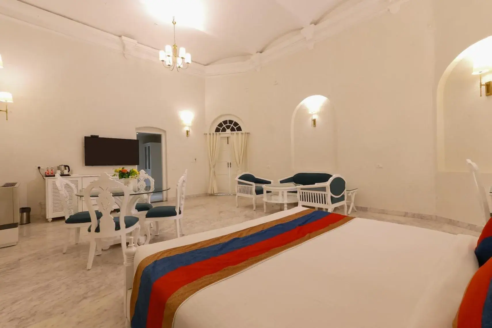 Photo of the whole room, Bed in Saroja Heritage, Varanasi Photo of the whole room, Bed in Saroja Heritage, Varanasi